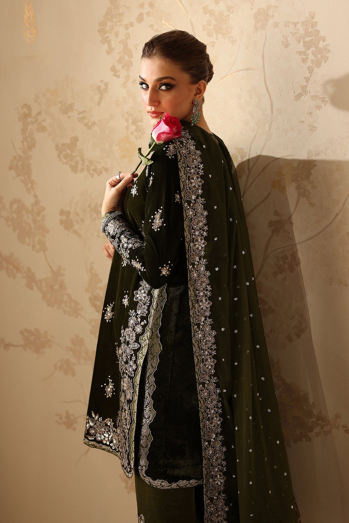 EMBROIDERED VELVET SF-4311