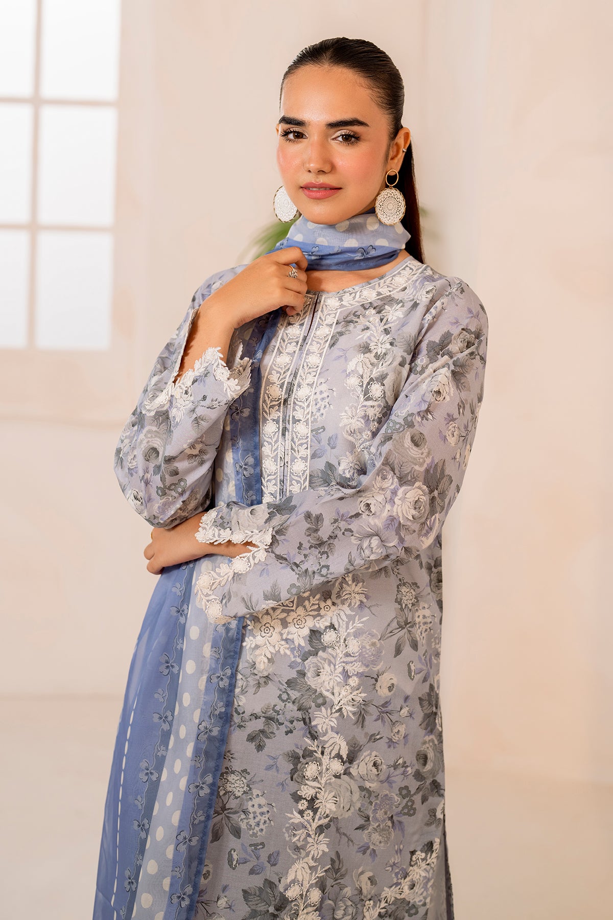 EMBROIDERED PRINTED LAWN UF-715