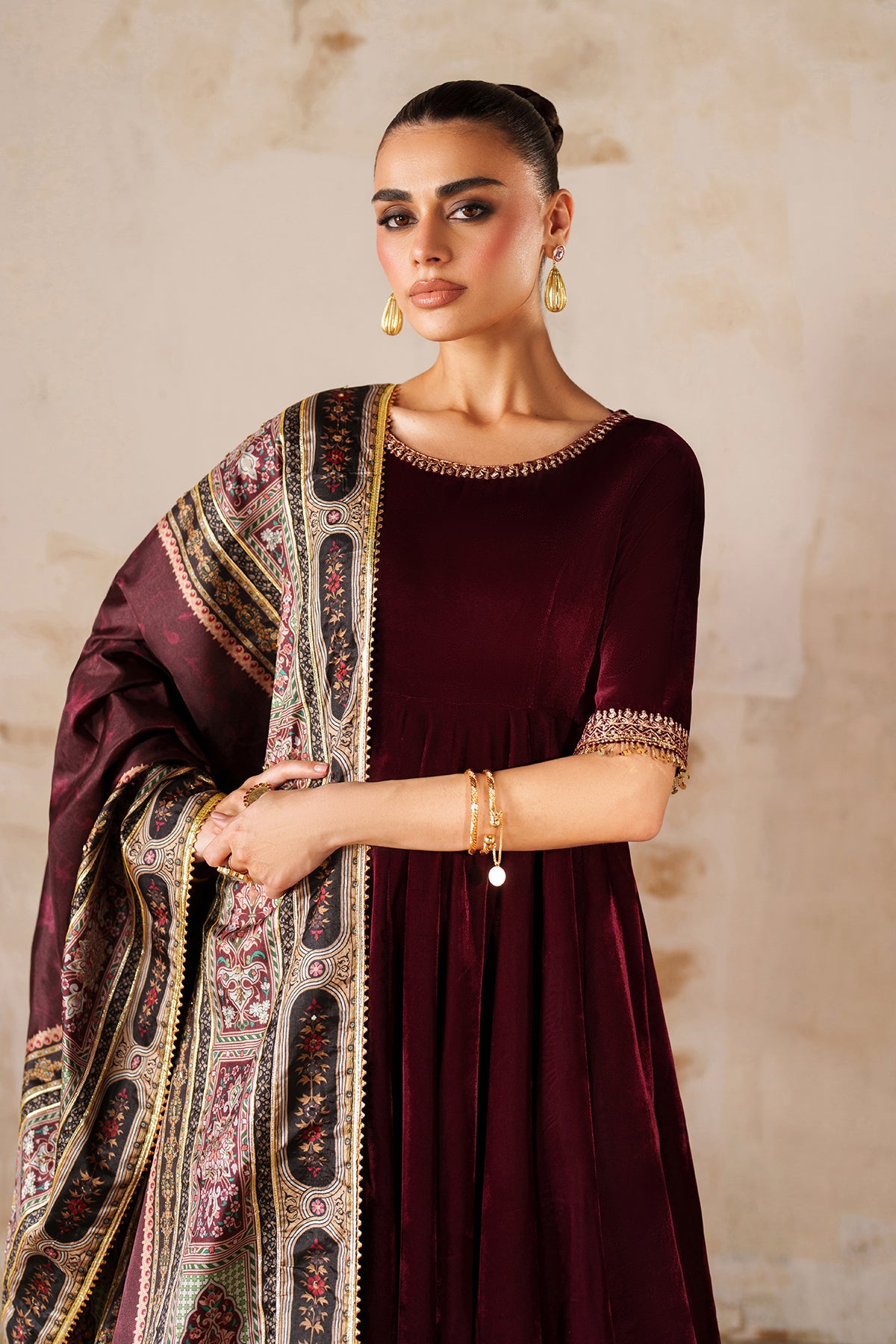 EMBROIDERED VELVET PR-1207