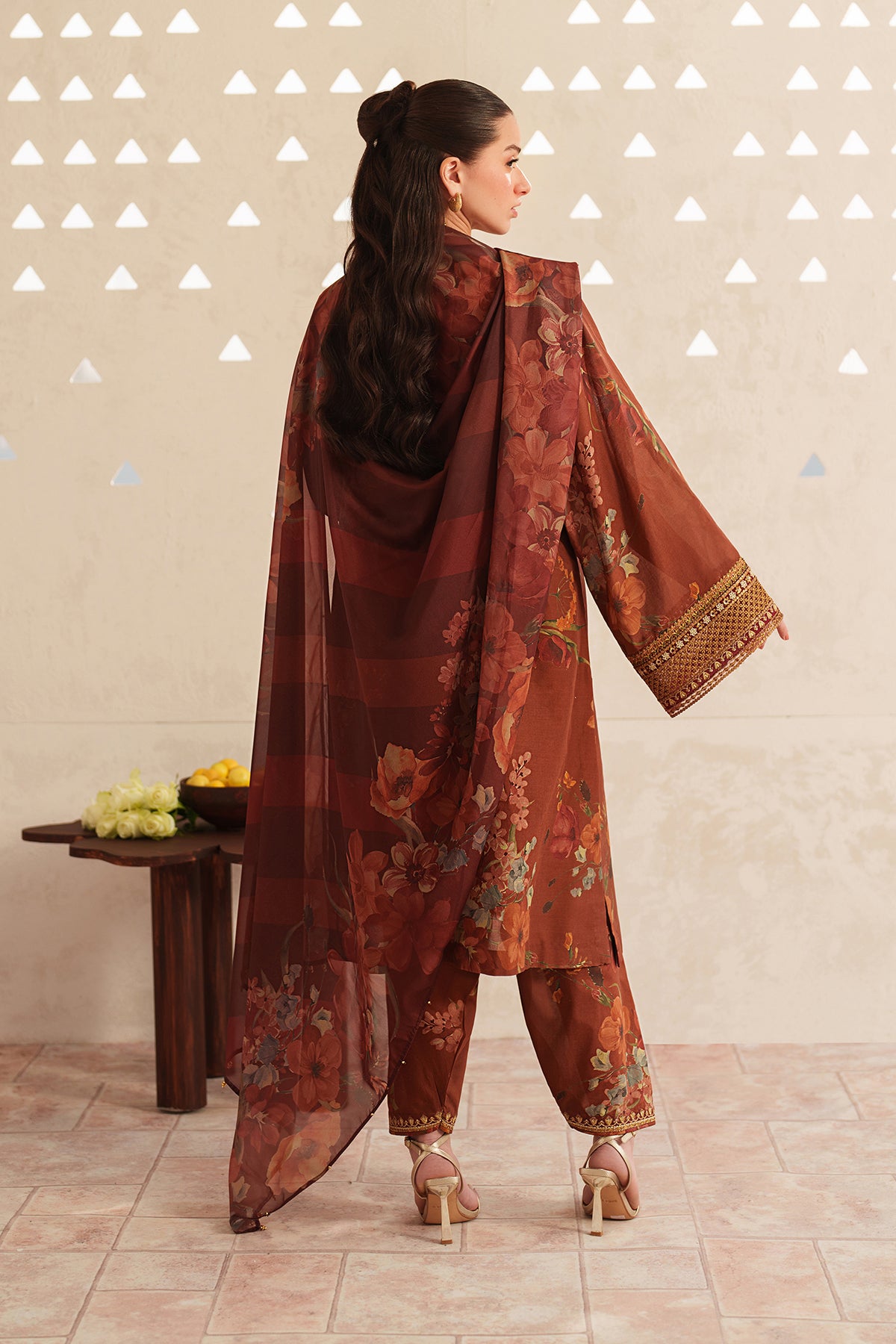 EMBROIDERED LAWN SF-4409