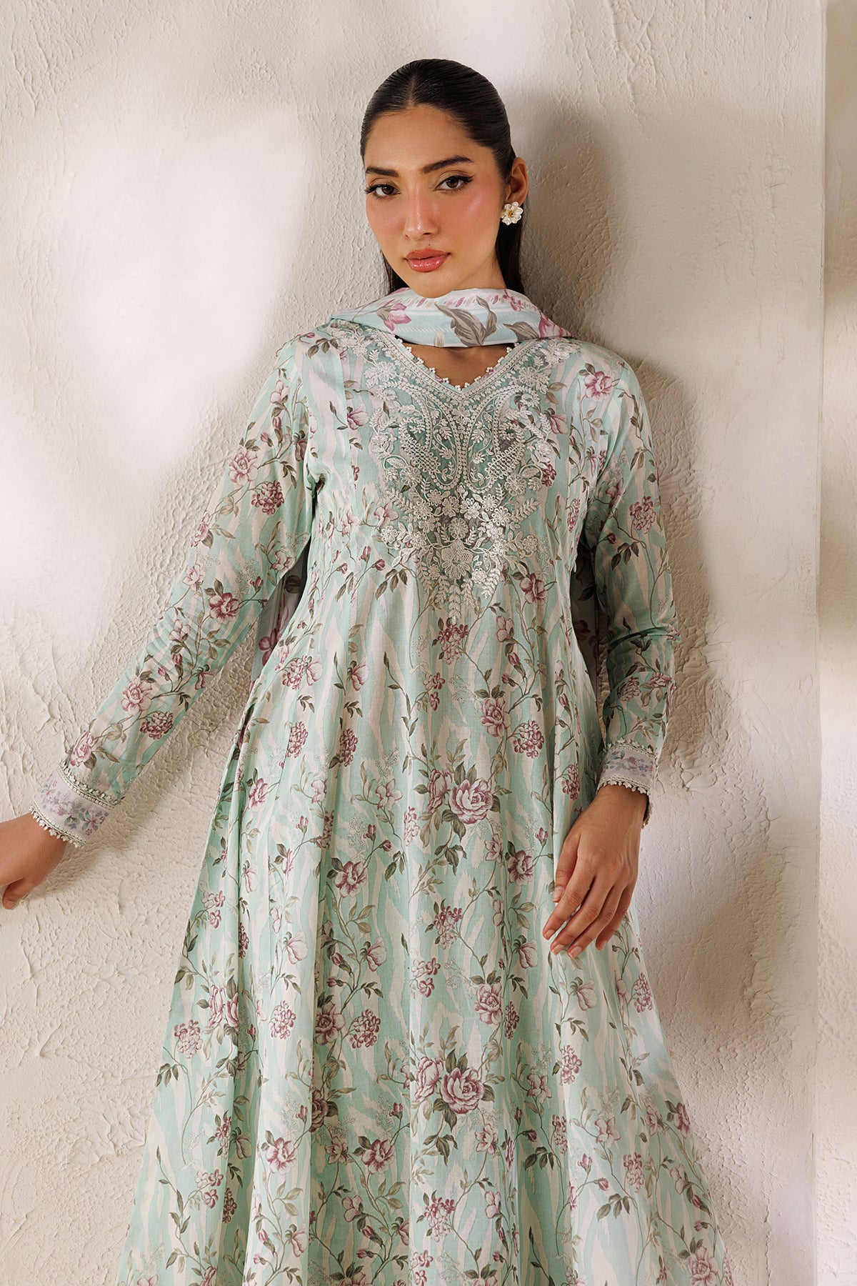 EMBROIDERED LAWN SF-4478