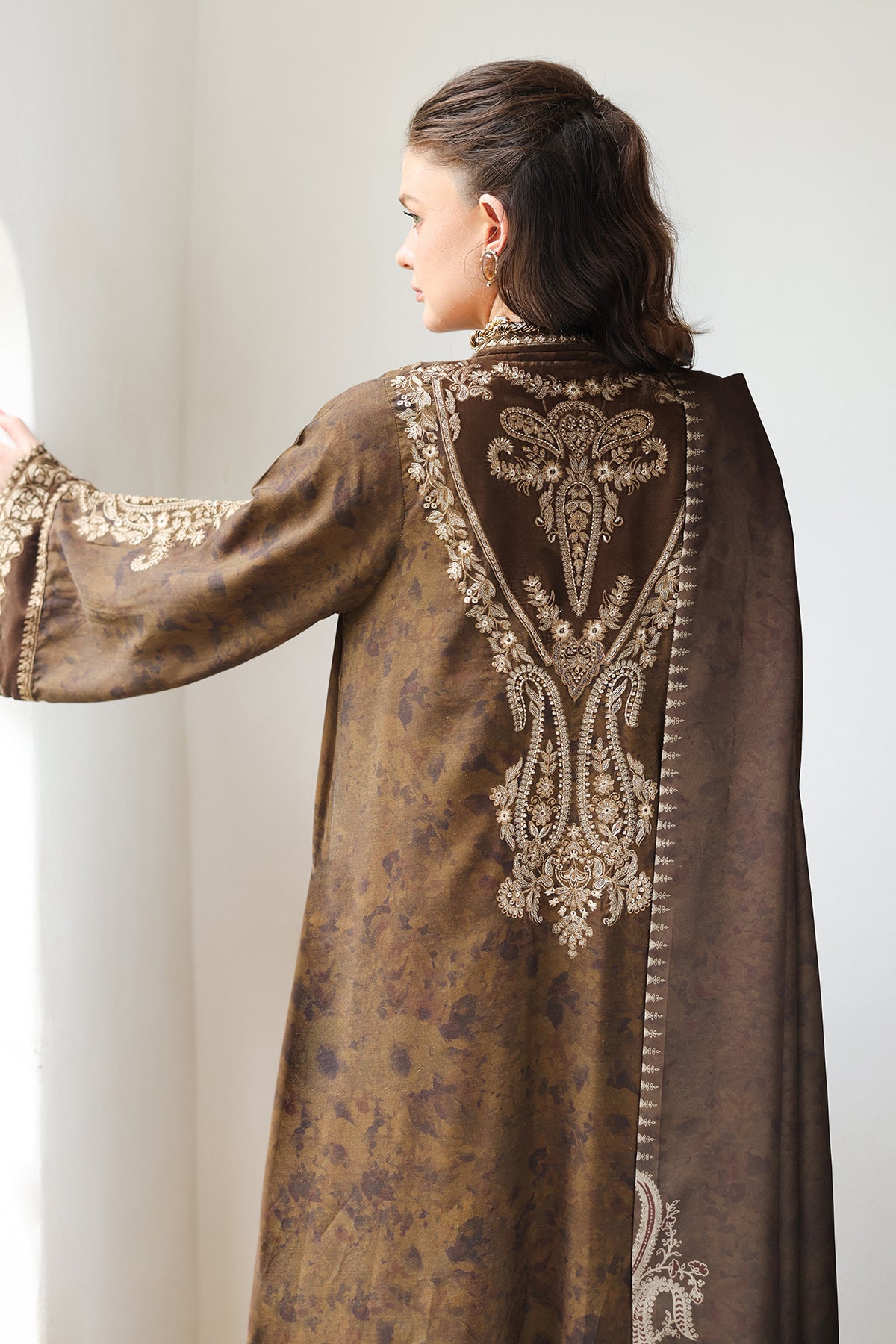 EMBROIDERED VISCOSE SILK SF-4619