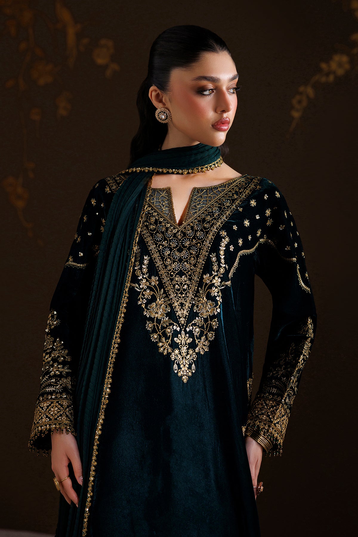 EMBROIDERED VELVET PR-1415