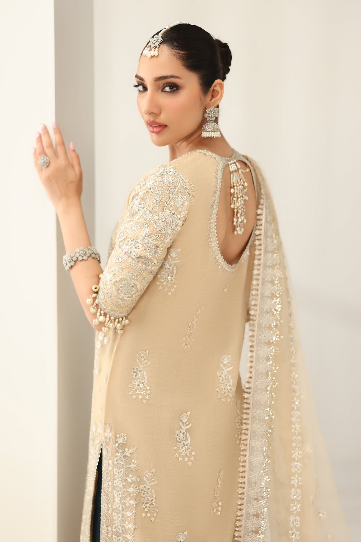 EMBROIDERED NET SF-4183