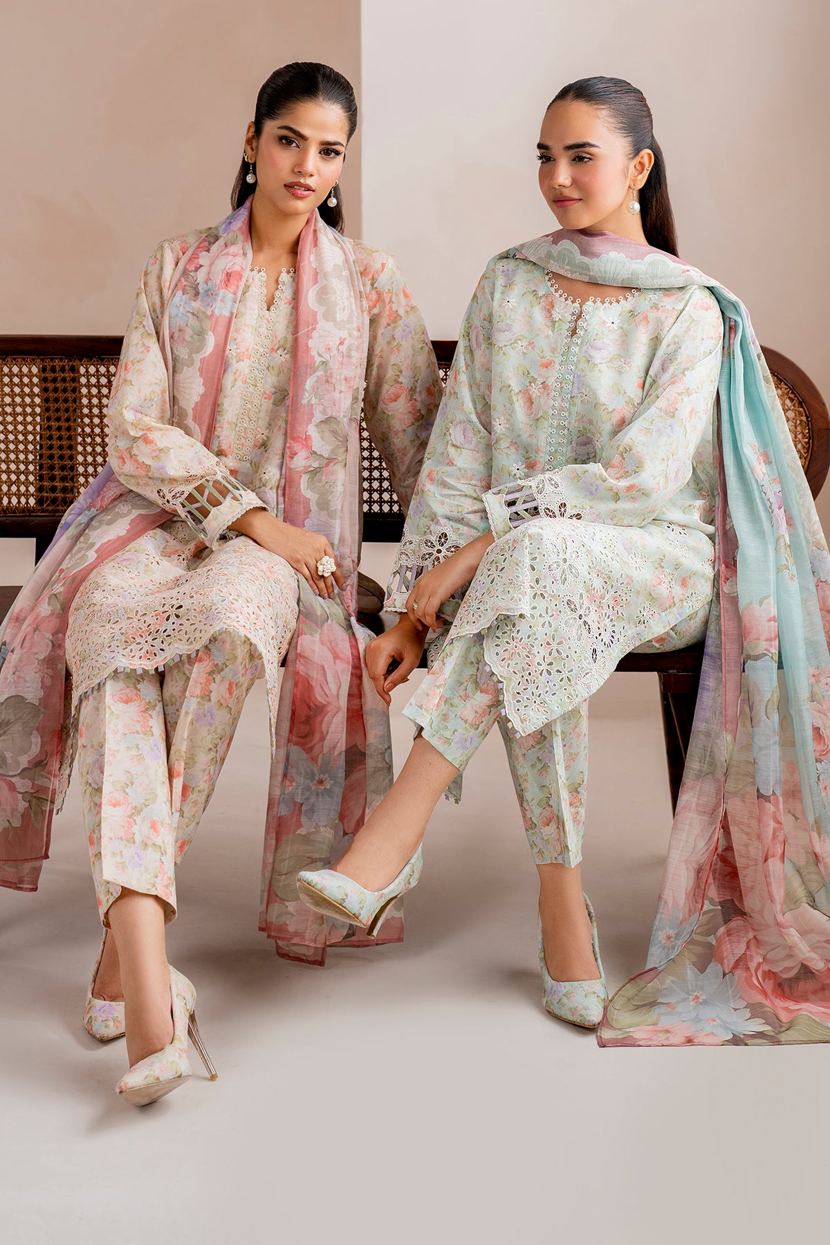 EMBROIDERED PRINTED LAWN UF-717