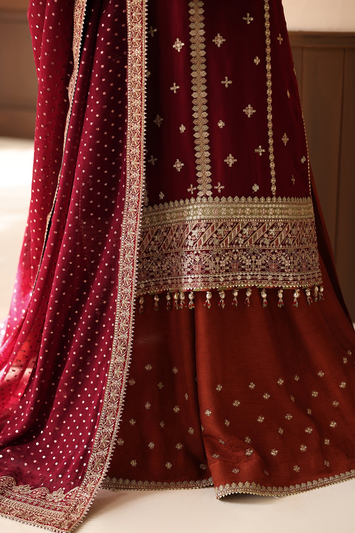 EMBROIDERED CHIFFON UF-4486