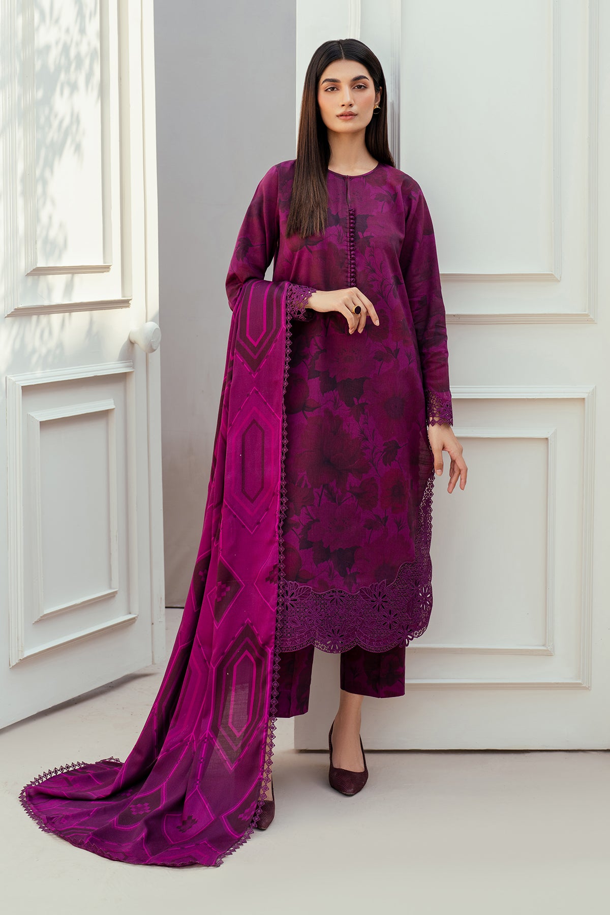 PRINTED KHADDAR UF-4009