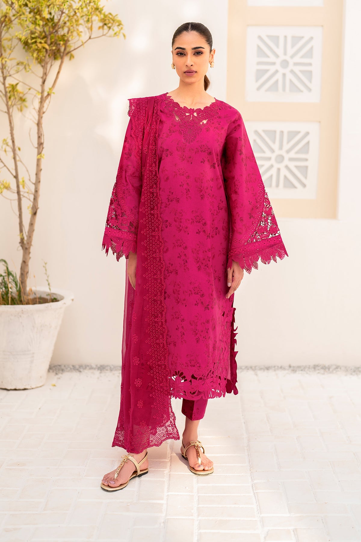 EMBROIDERED LAWN SF-668