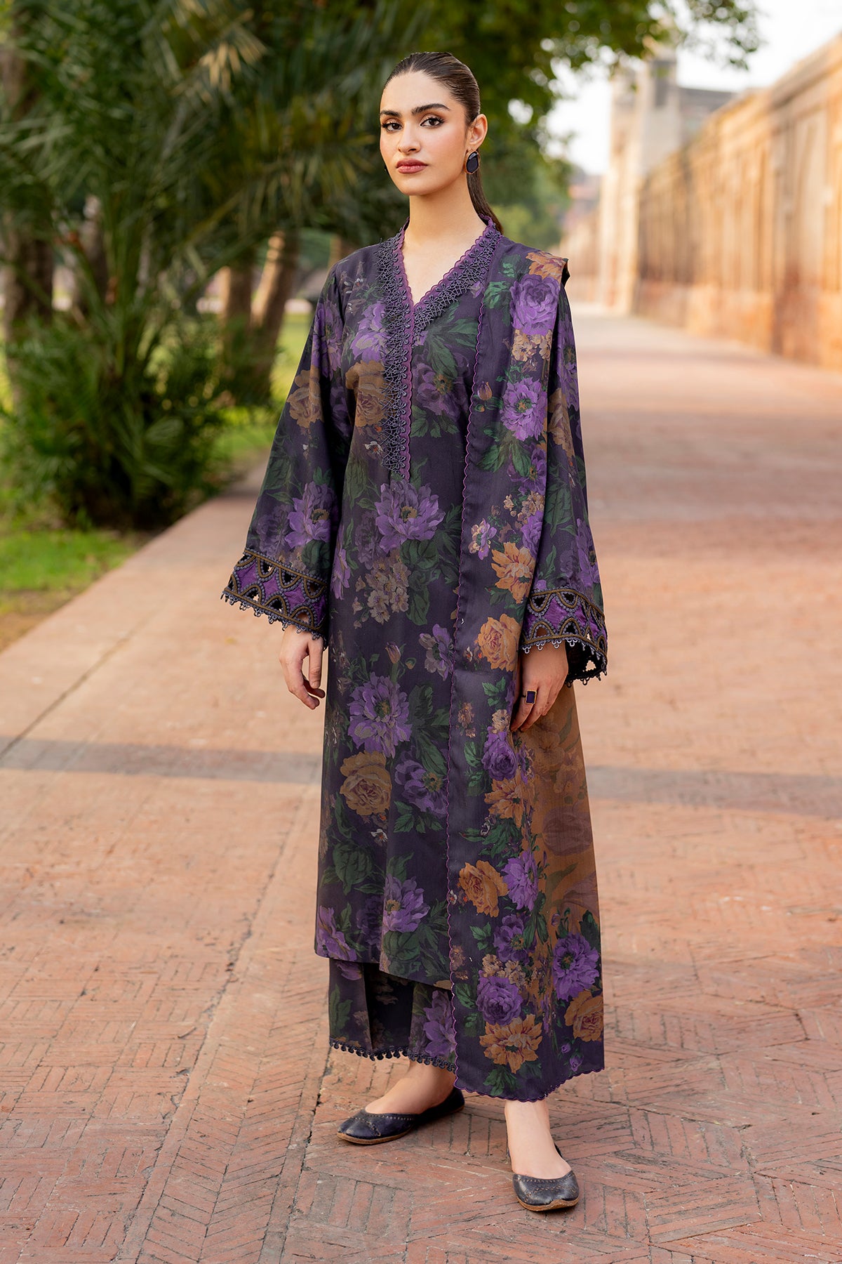 EMBROIDERED VISCOSE UF-723