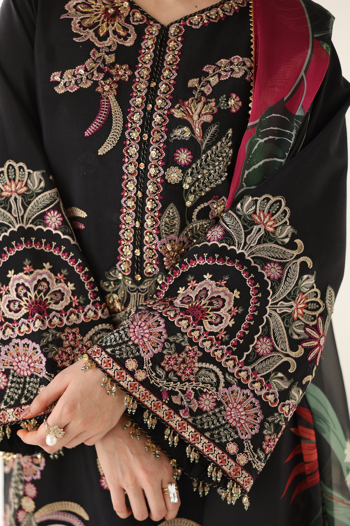 EMBROIDERED RAW SILK SF-4175