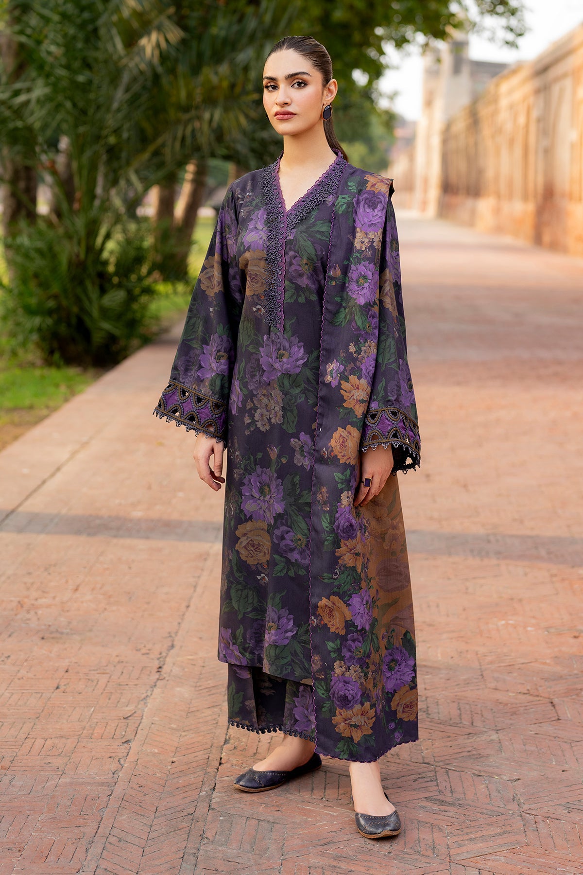 EMBROIDERED VISCOSE SF-723