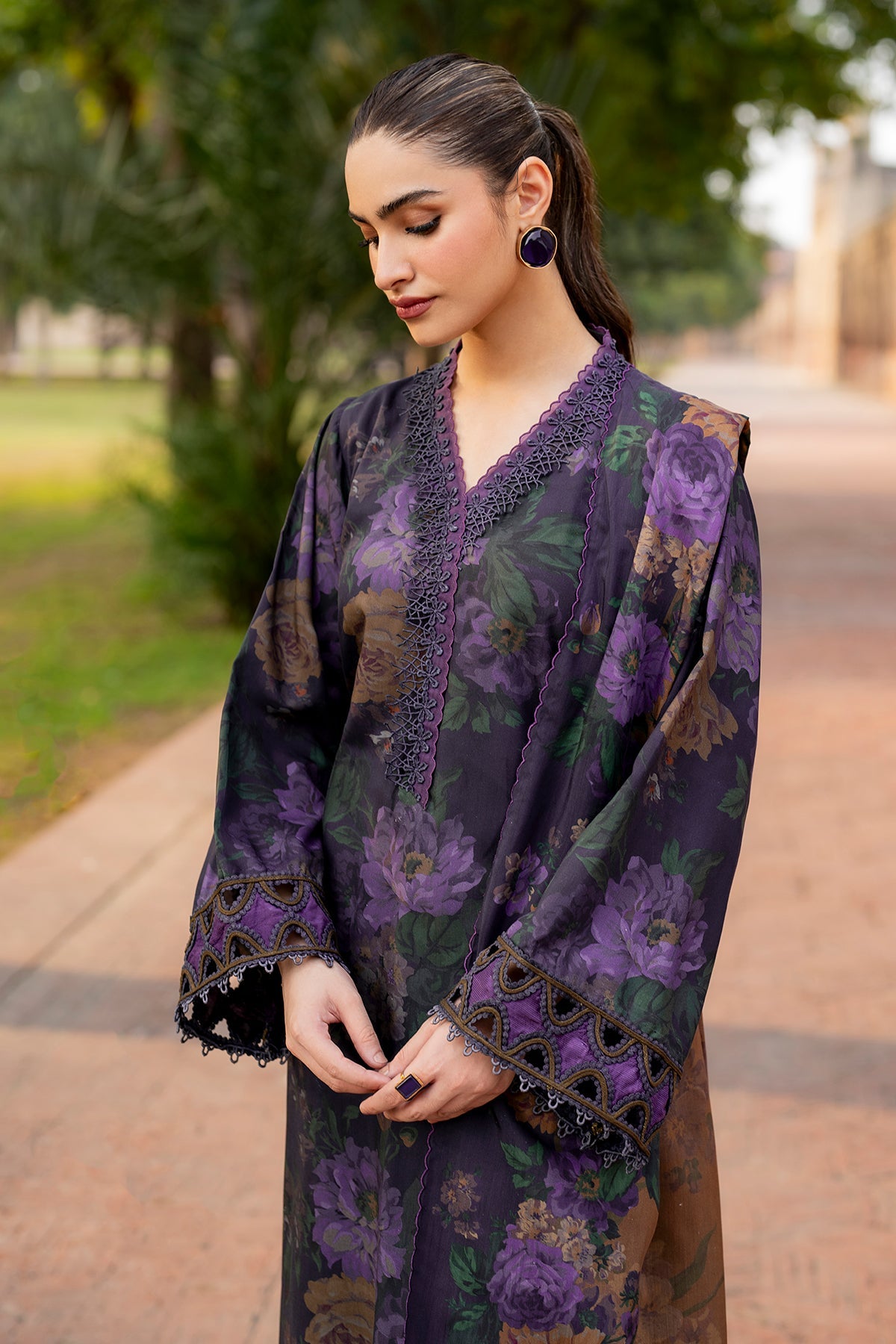 EMBROIDERED VISCOSE SF-723