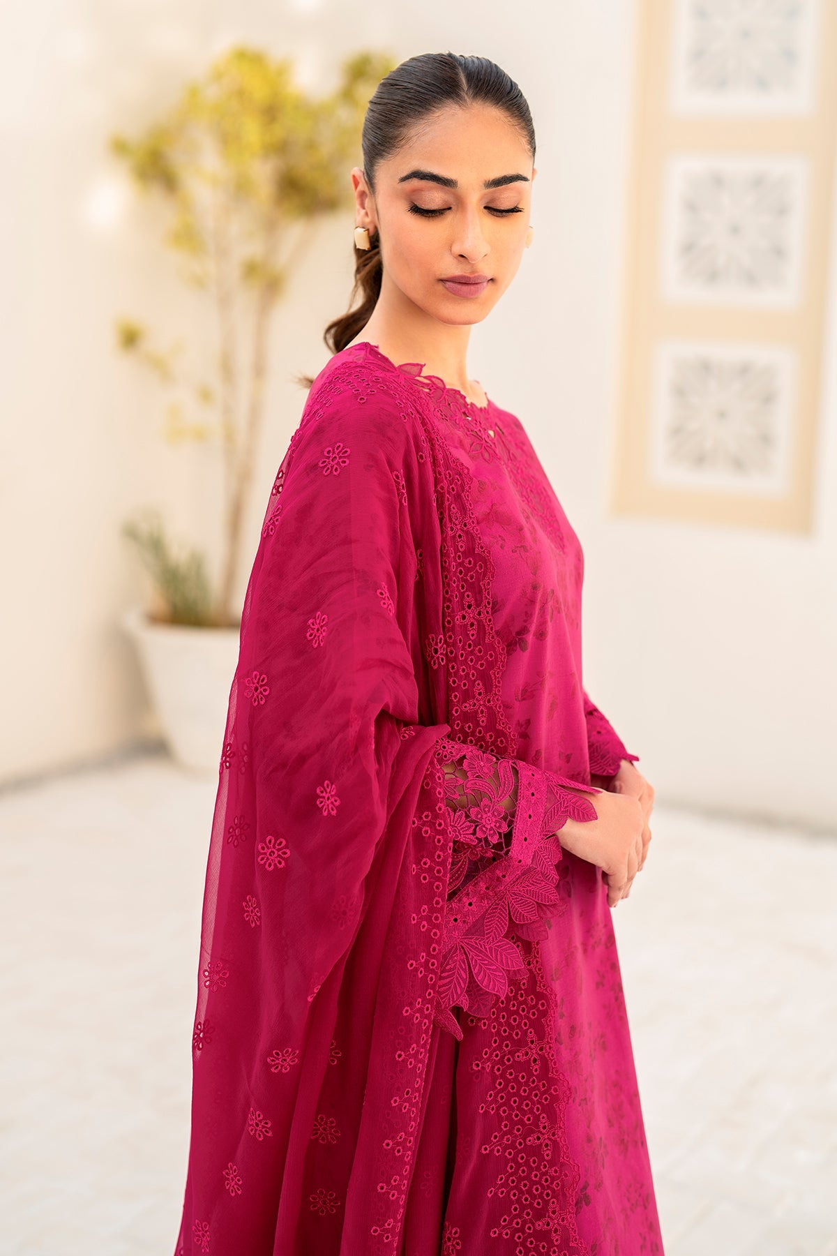 EMBROIDERED LAWN SF-668