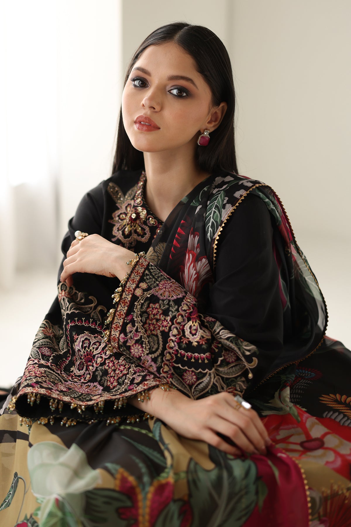 EMBROIDERED RAW SILK SF-4175