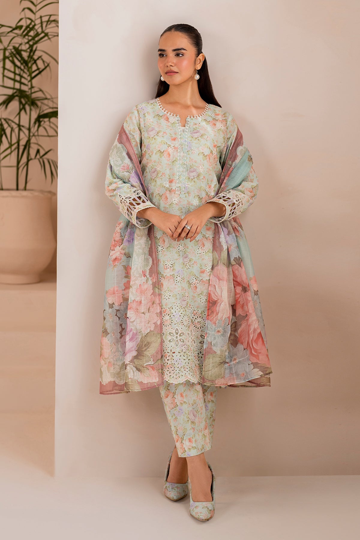 EMBROIDERED PRINTED LAWN SF-717