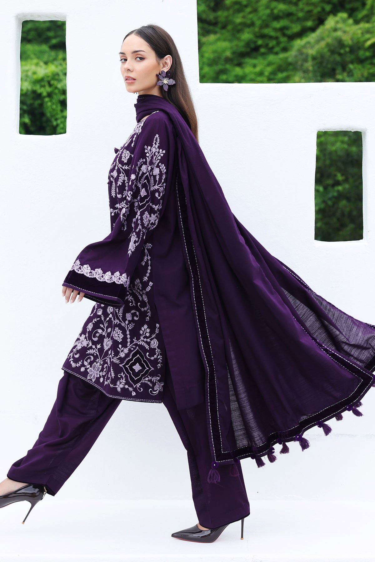 EMBROIDERED KHADDAR SF-4615