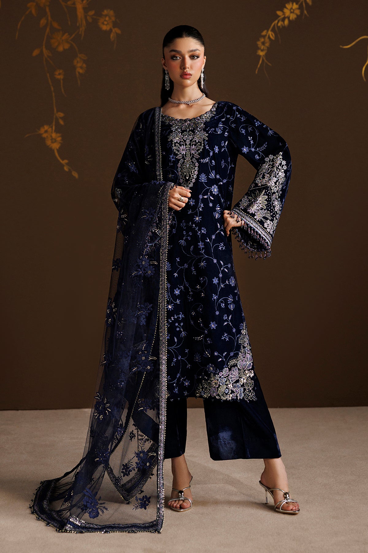 EMBROIDERED VELVET SF-4555