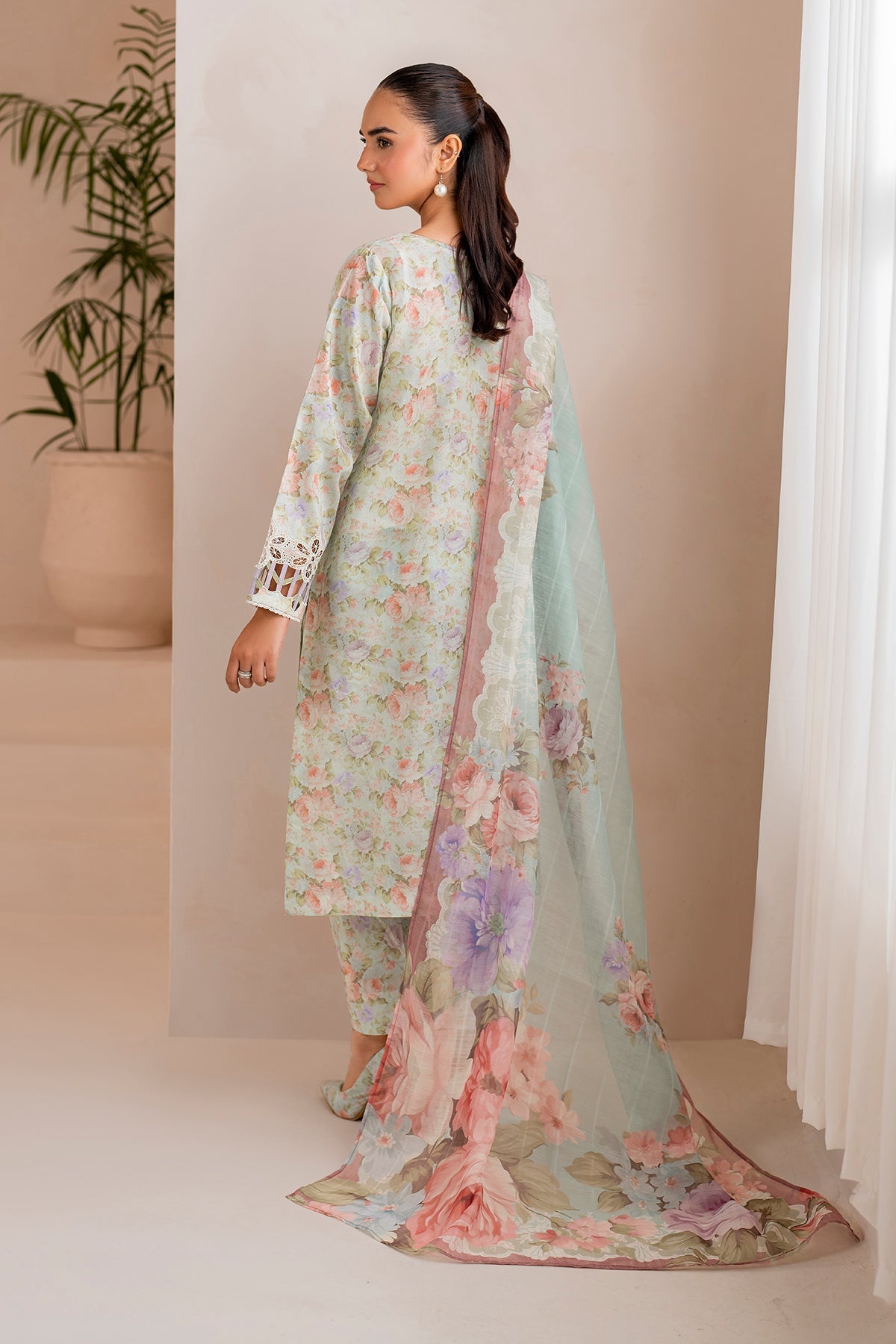 EMBROIDERED PRINTED LAWN SF-717