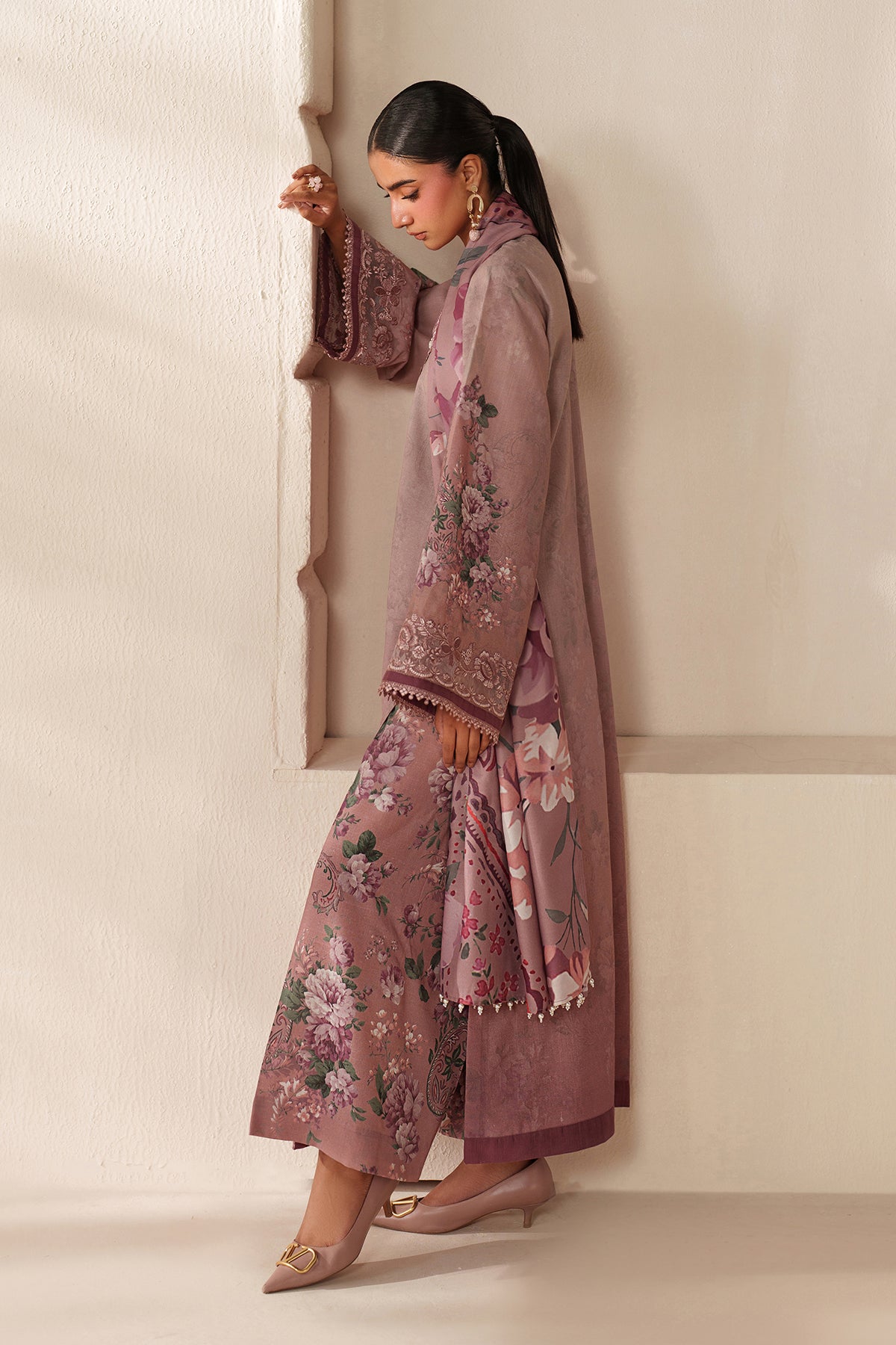 EMBROIDERED KHADDAR UF-4360