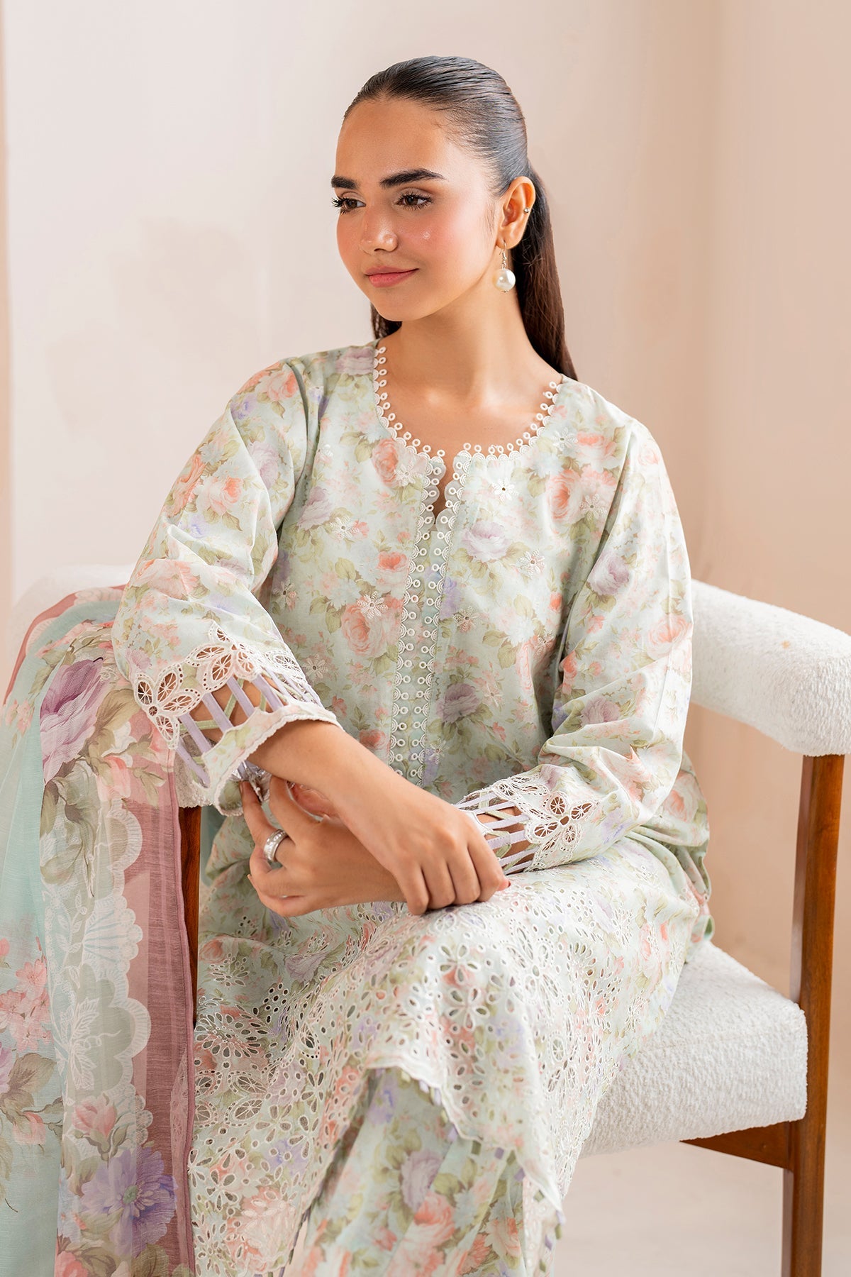 EMBROIDERED PRINTED LAWN SF-717