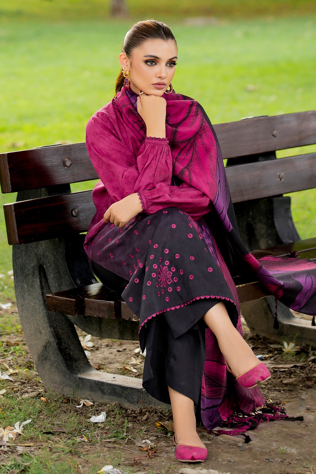 EMBROIDERED VISCOSE UF-722