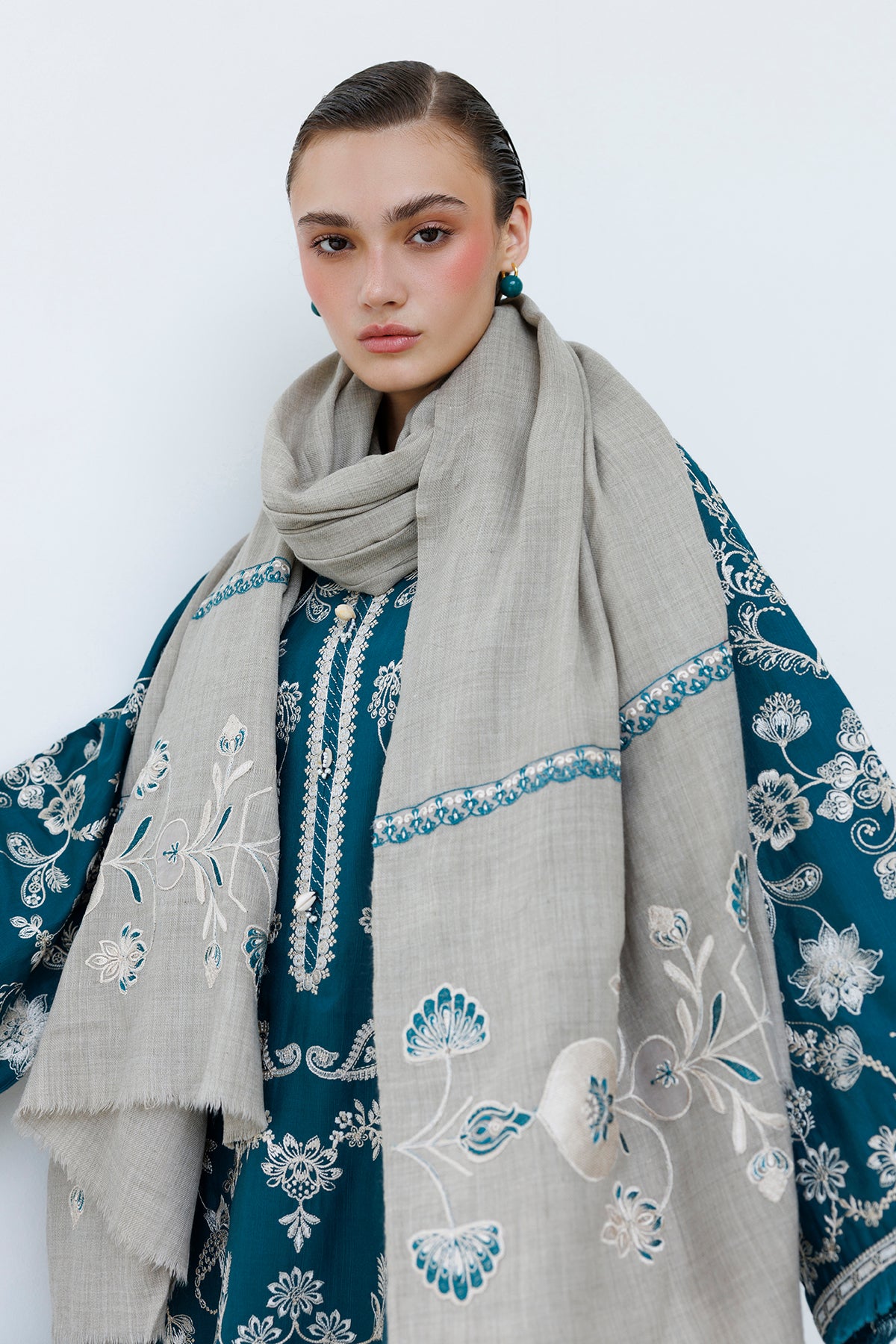 EMBROIDERED KHADDAR SF-4594