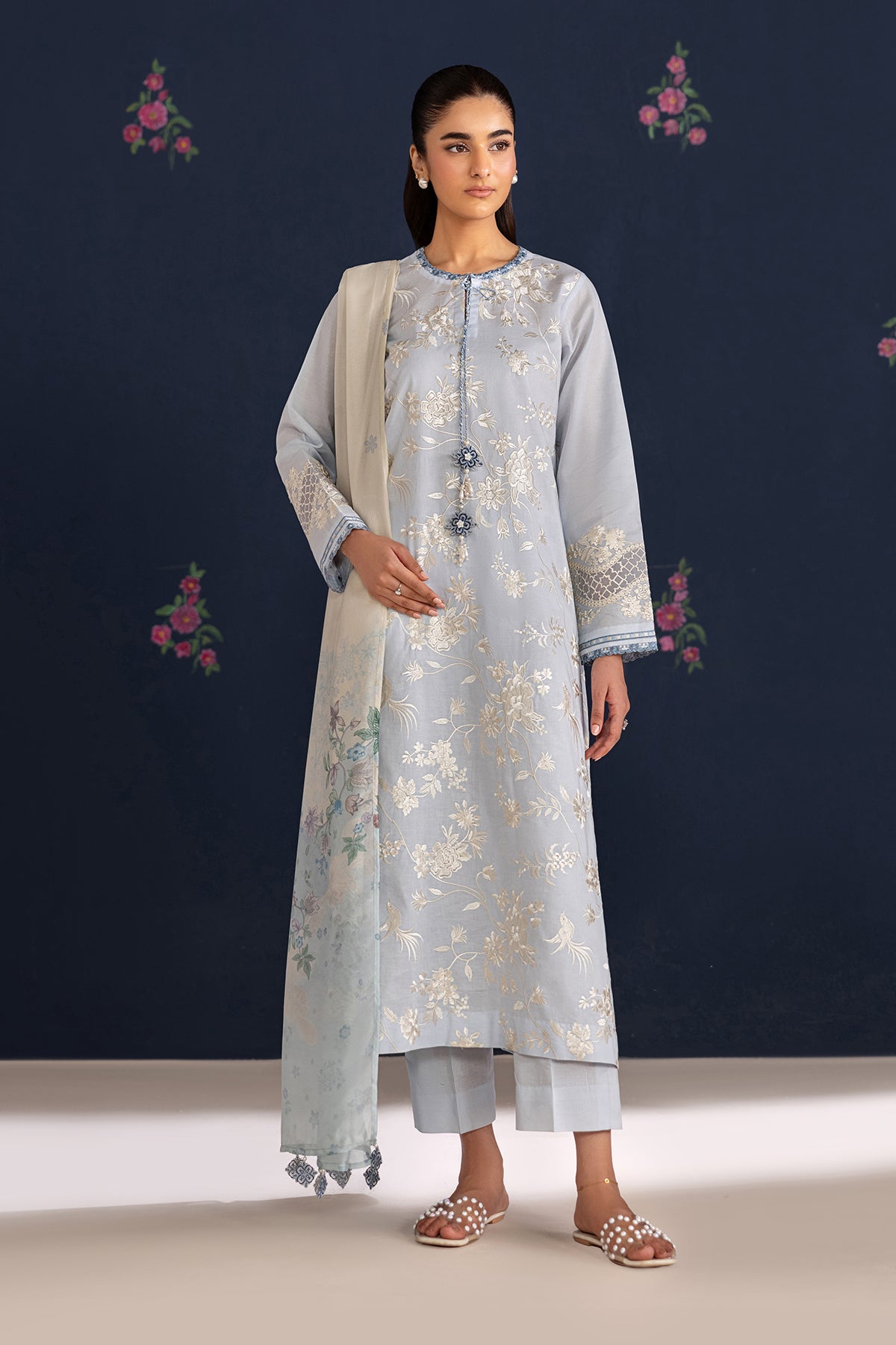 EMBROIDERED LAWN UF-4466