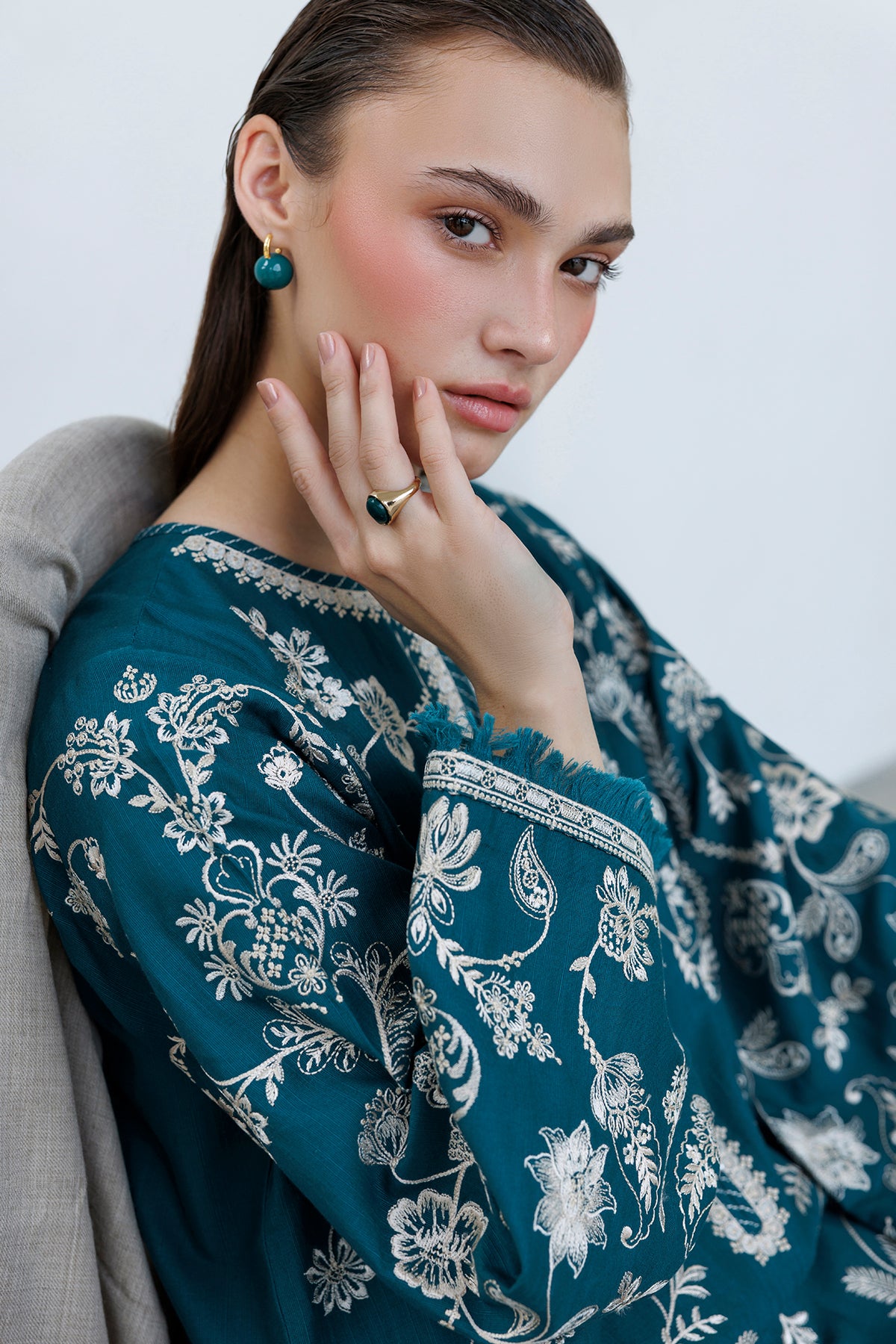 EMBROIDERED KHADDAR SF-4594