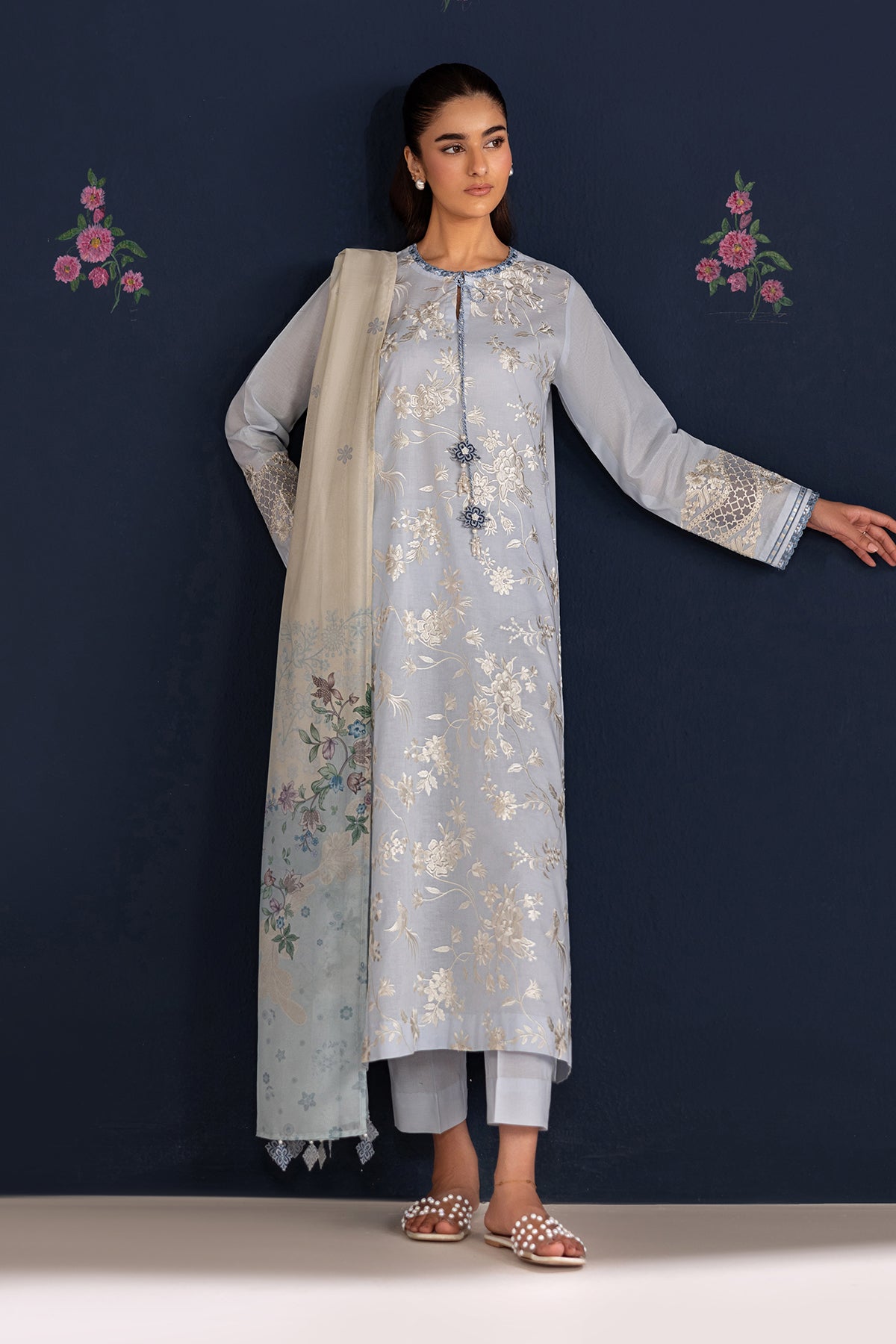 EMBROIDERED LAWN UF-4466