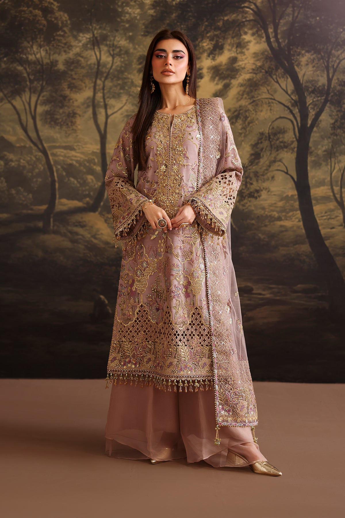 EMBROIDERED NET UF-4378