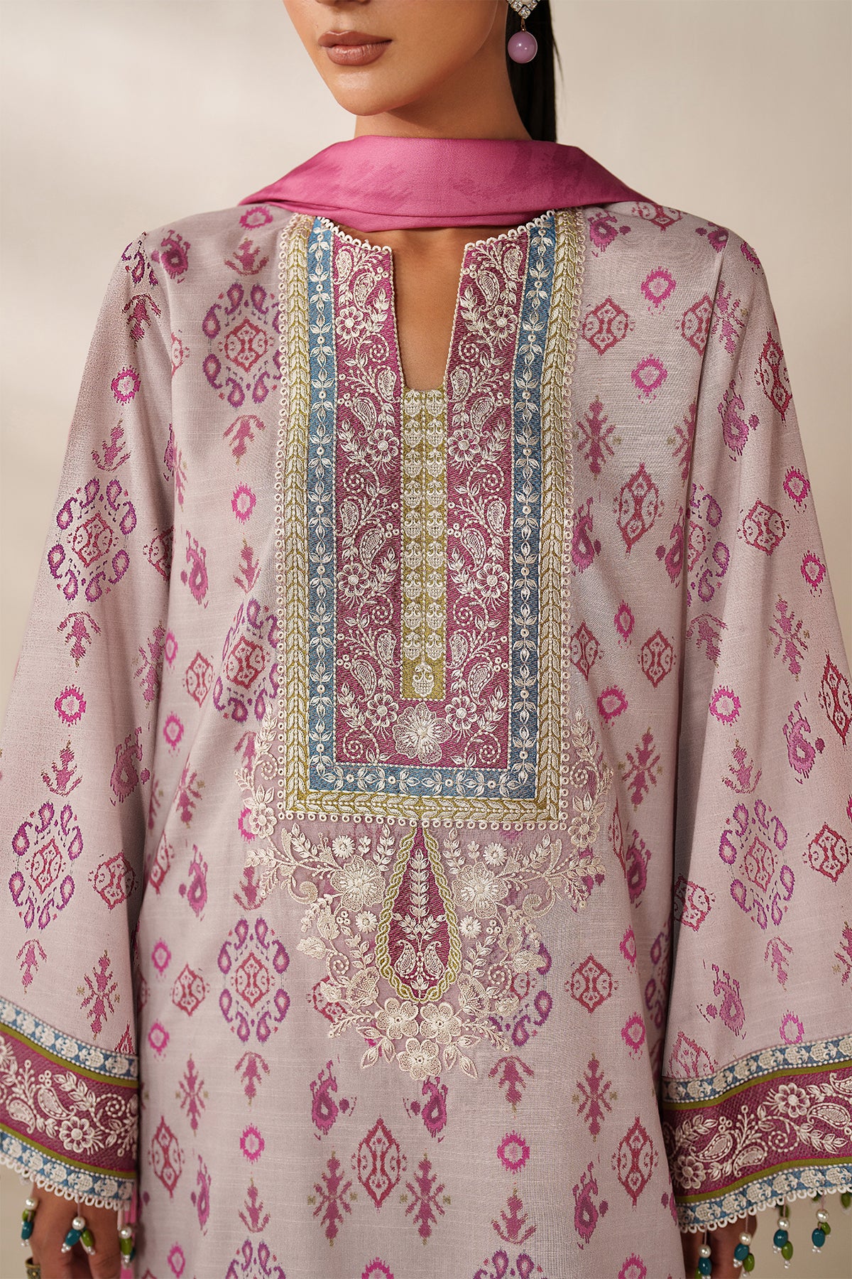 EMBROIDERED KHADDAR SF-4357