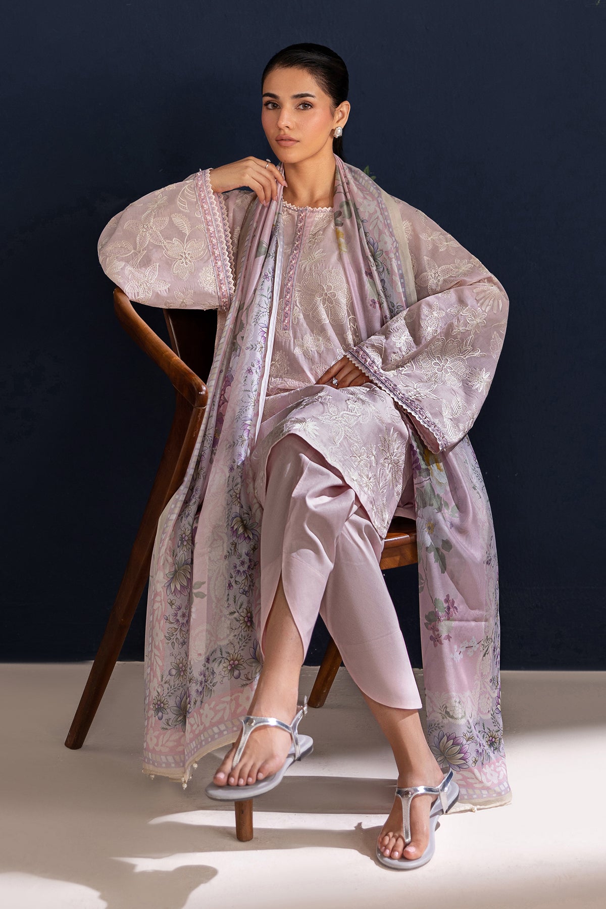 EMBROIDERED LAWN UF-4468