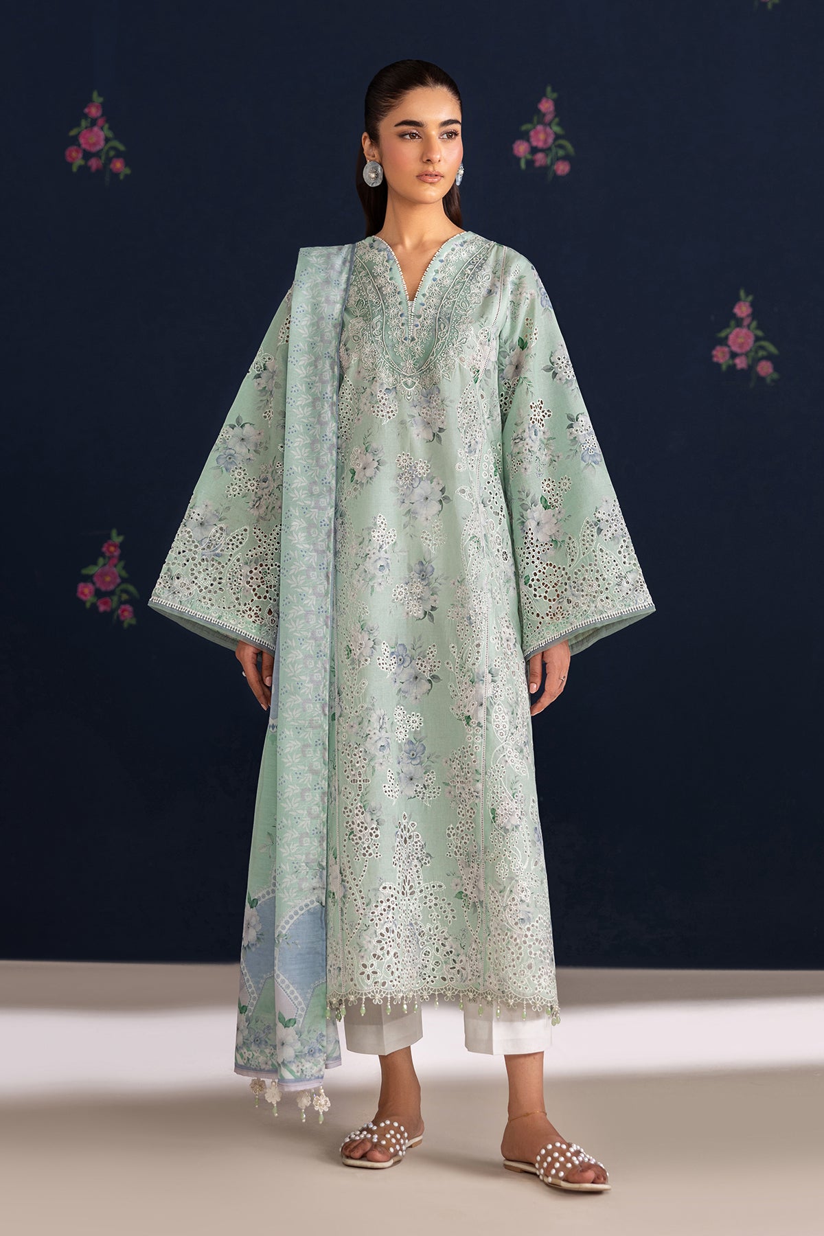 EMBROIDERED LAWN UF-4469