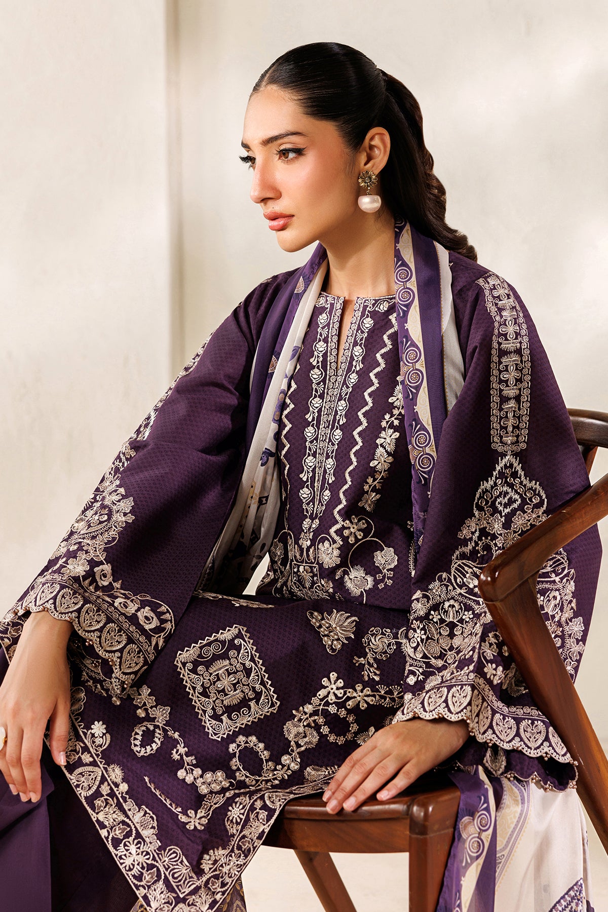 EMBROIDERED SELF JACQUARD SF-4479