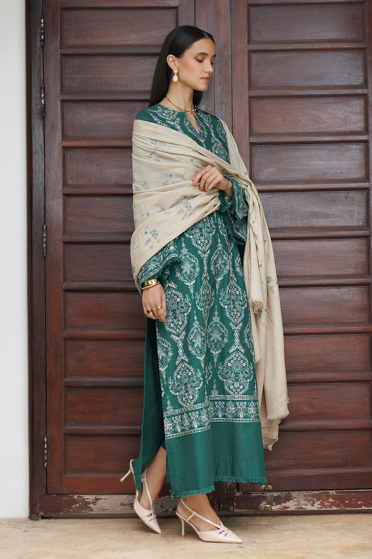 EMBROIDERED KHADDAR SF-4586