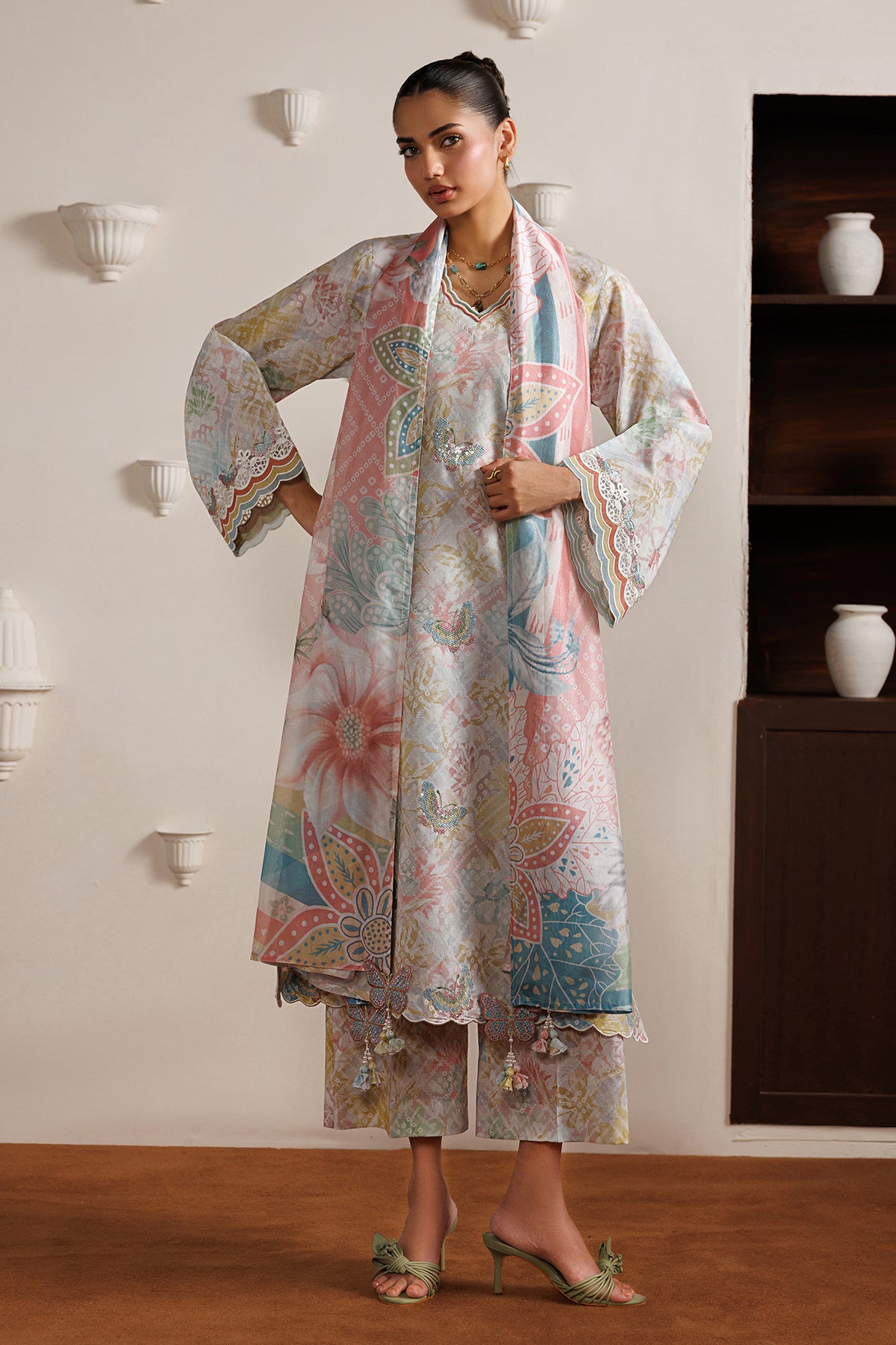 EMBROIDERED LAWN SF-4526