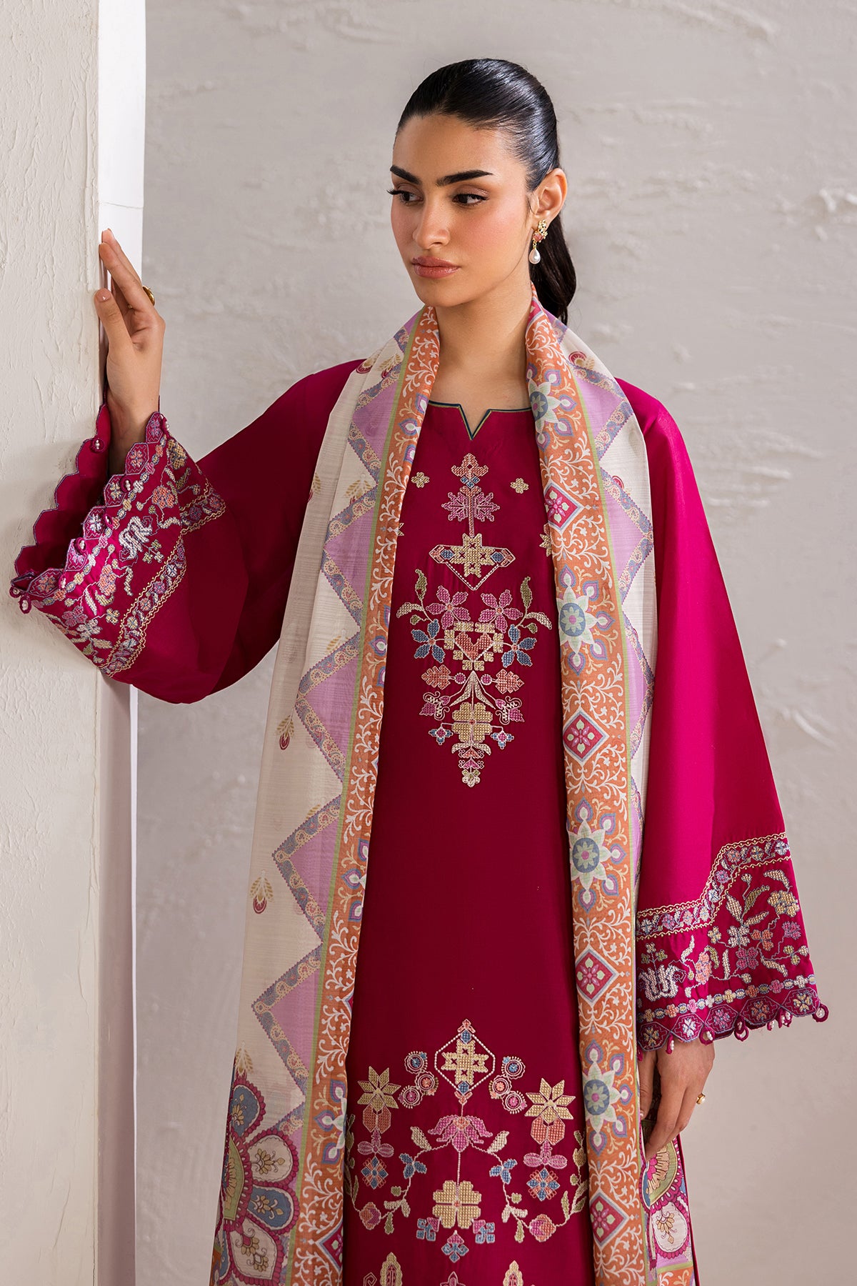 EMBROIDERED LAWN UF-4449