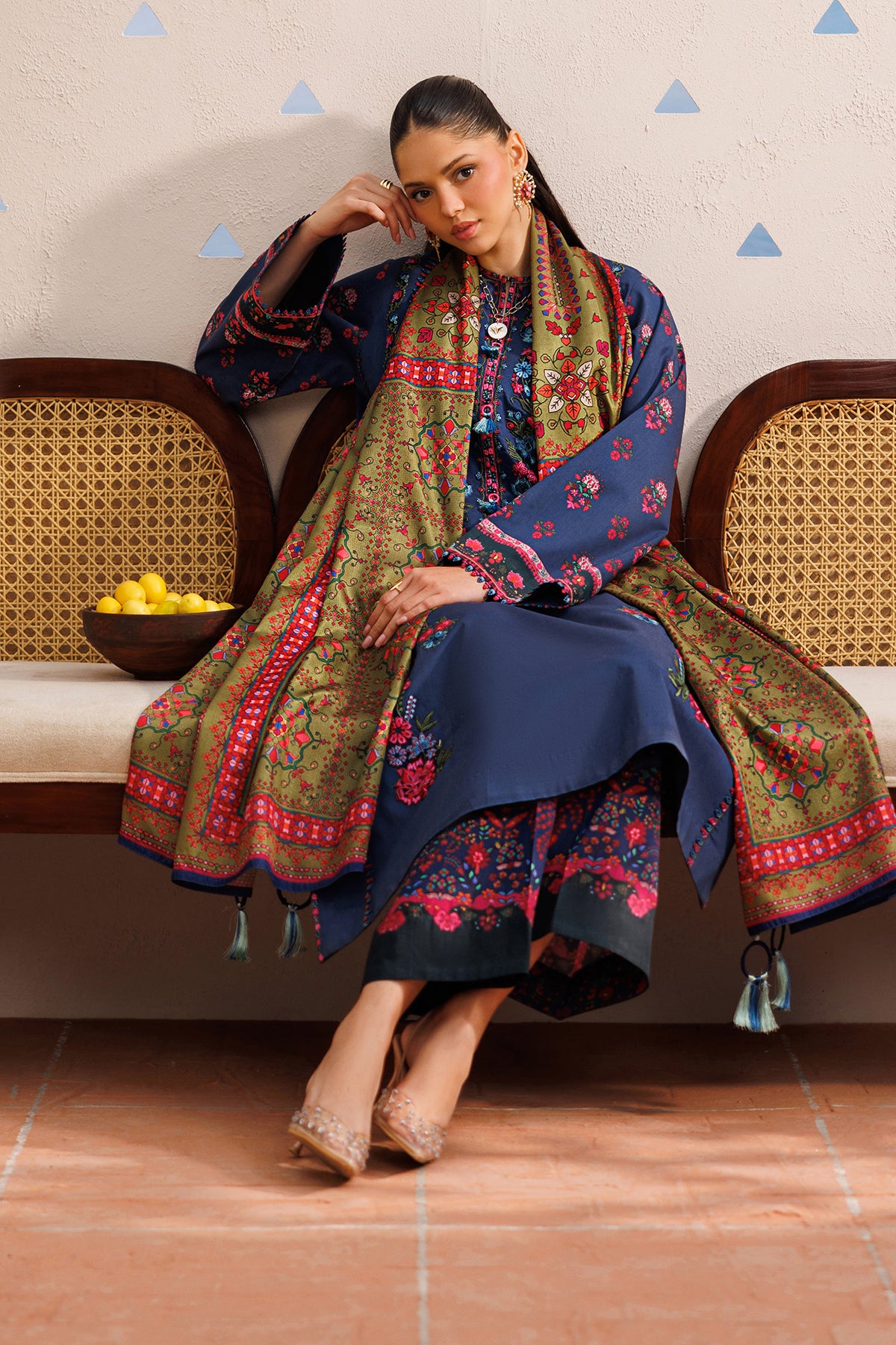 EMBROIDERED LAWN UF-4393