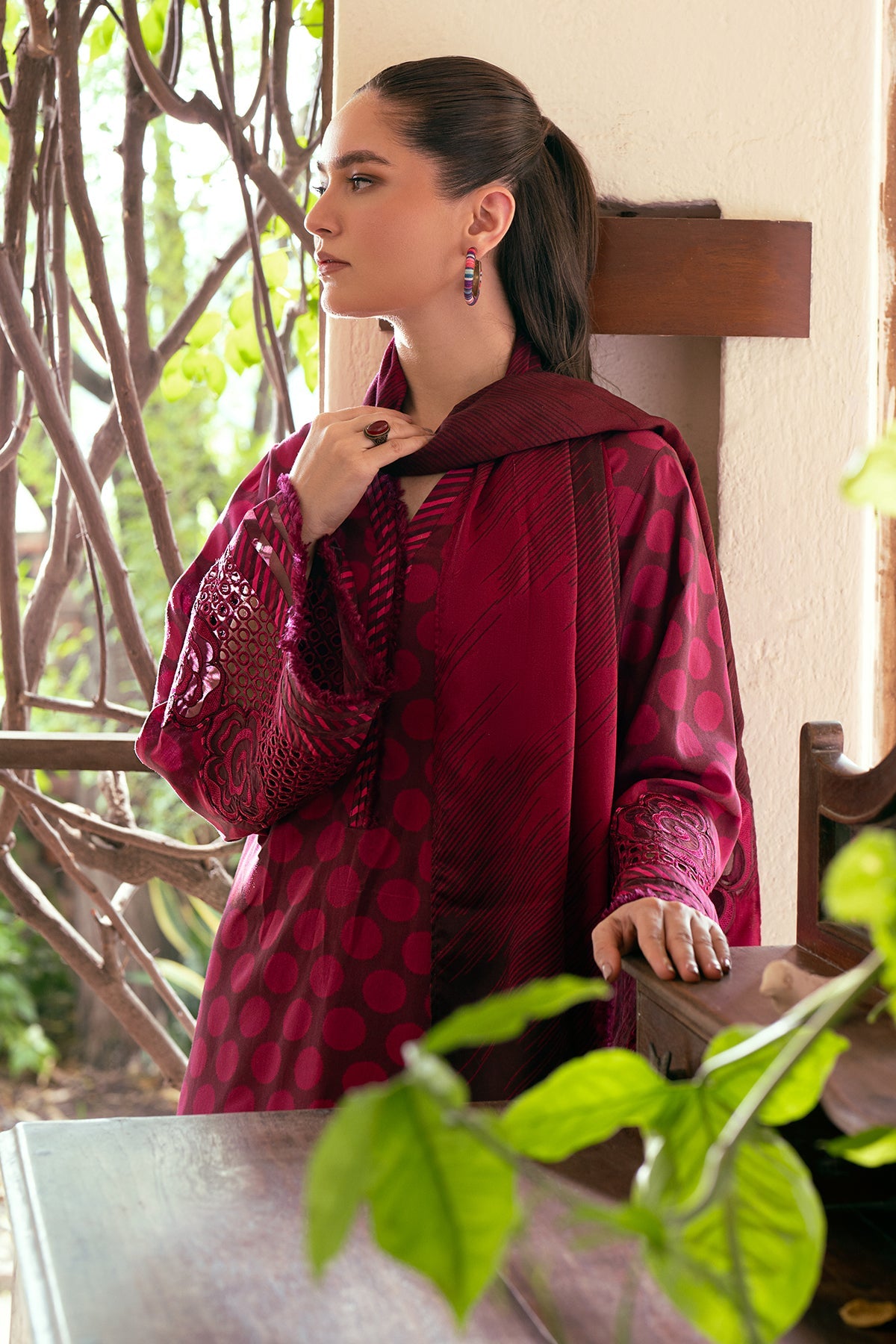 EMBROIDERED VISCOSE SF-762