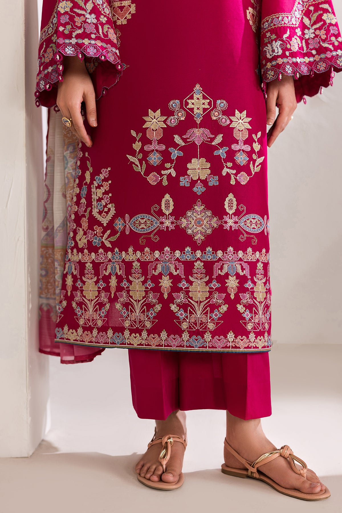 EMBROIDERED LAWN UF-4449