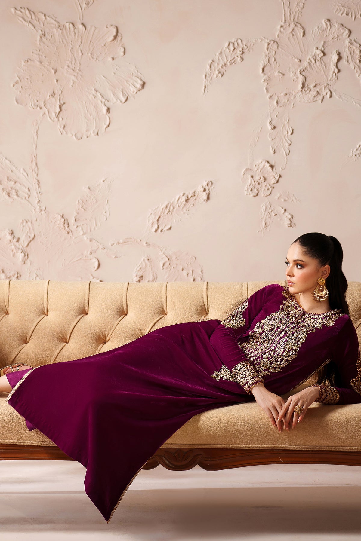 EMBROIDERED VELVET PR-1205