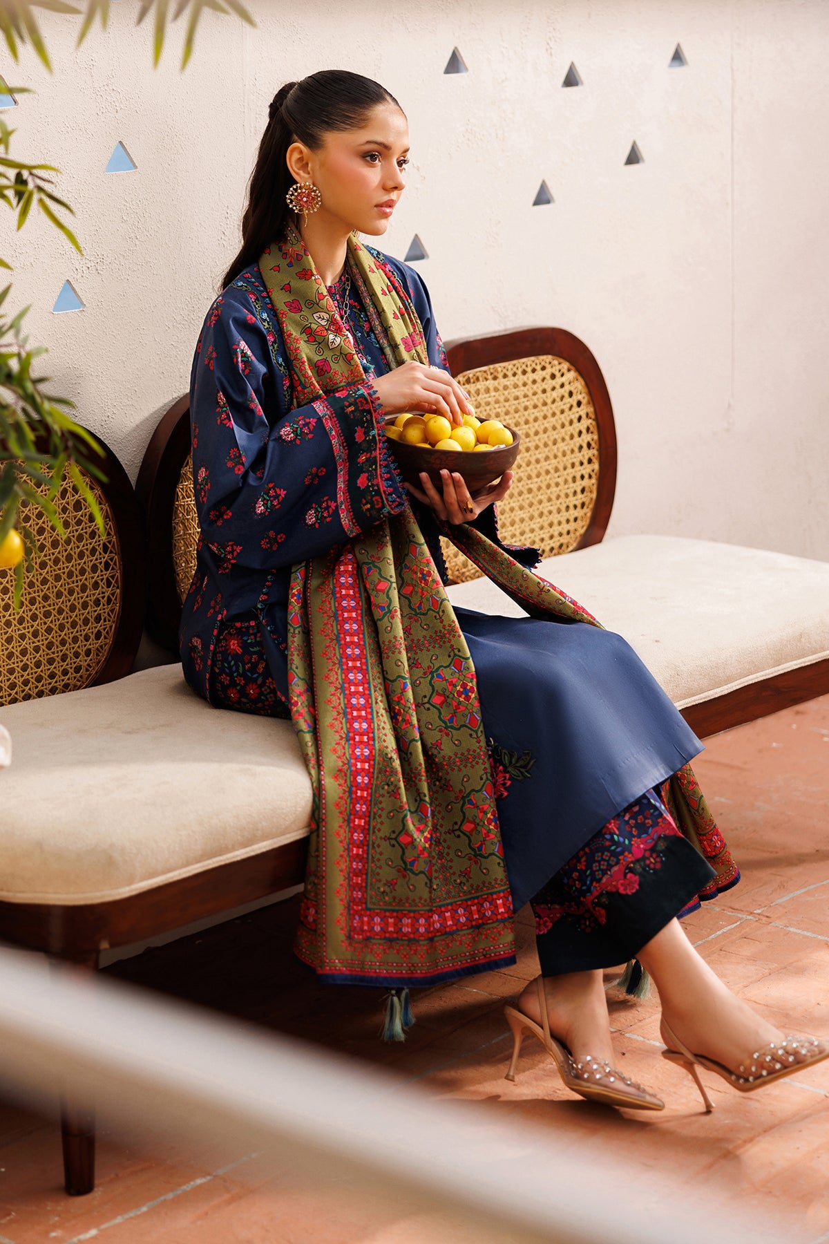 EMBROIDERED LAWN UF-4393