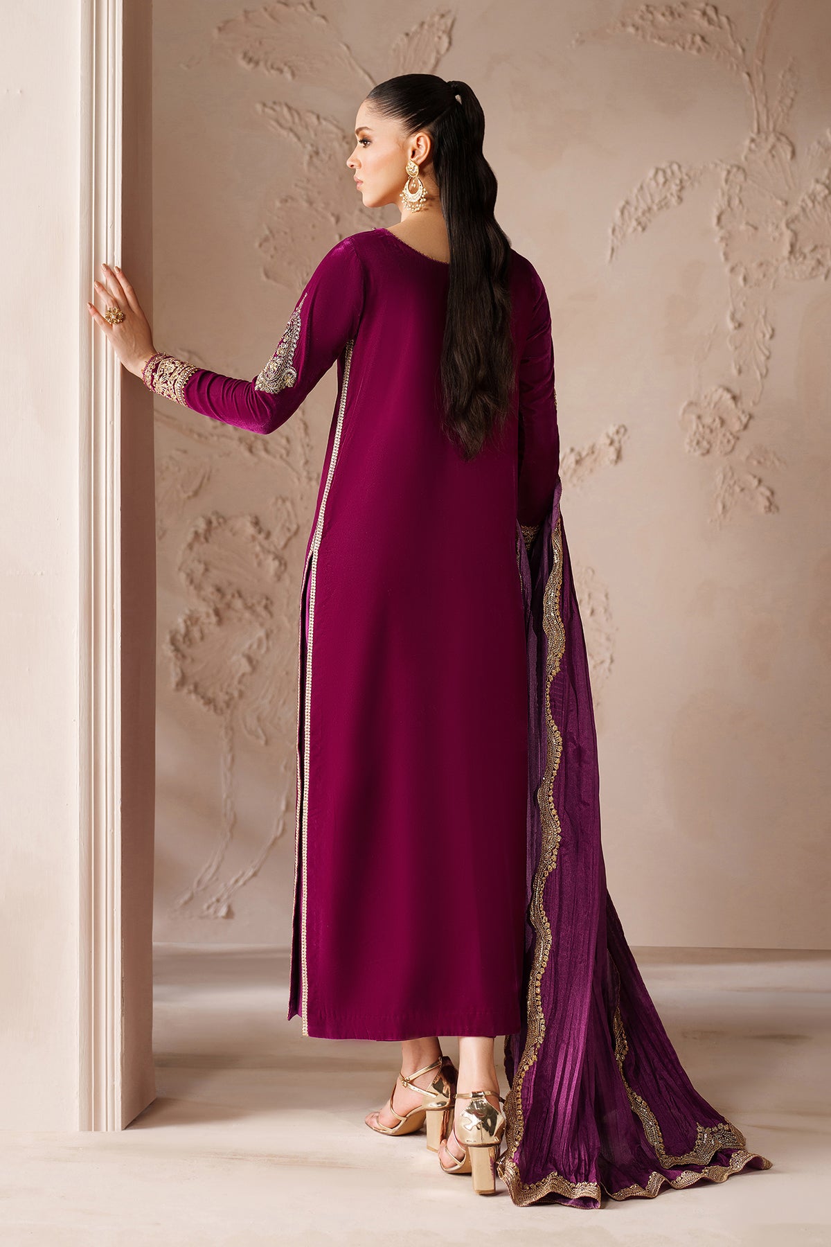 EMBROIDERED VELVET PR-1205