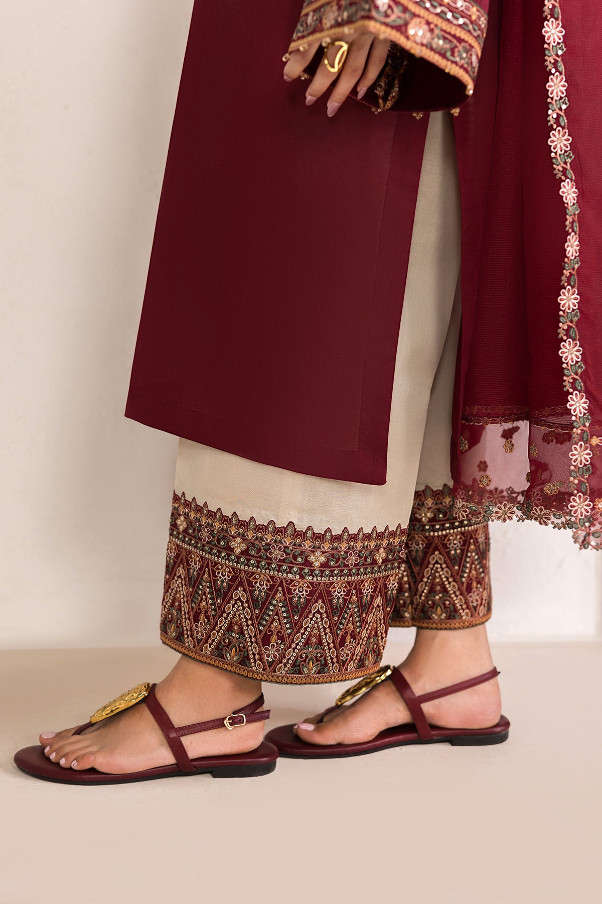 EMBROIDERED JACQUARD PR-1326