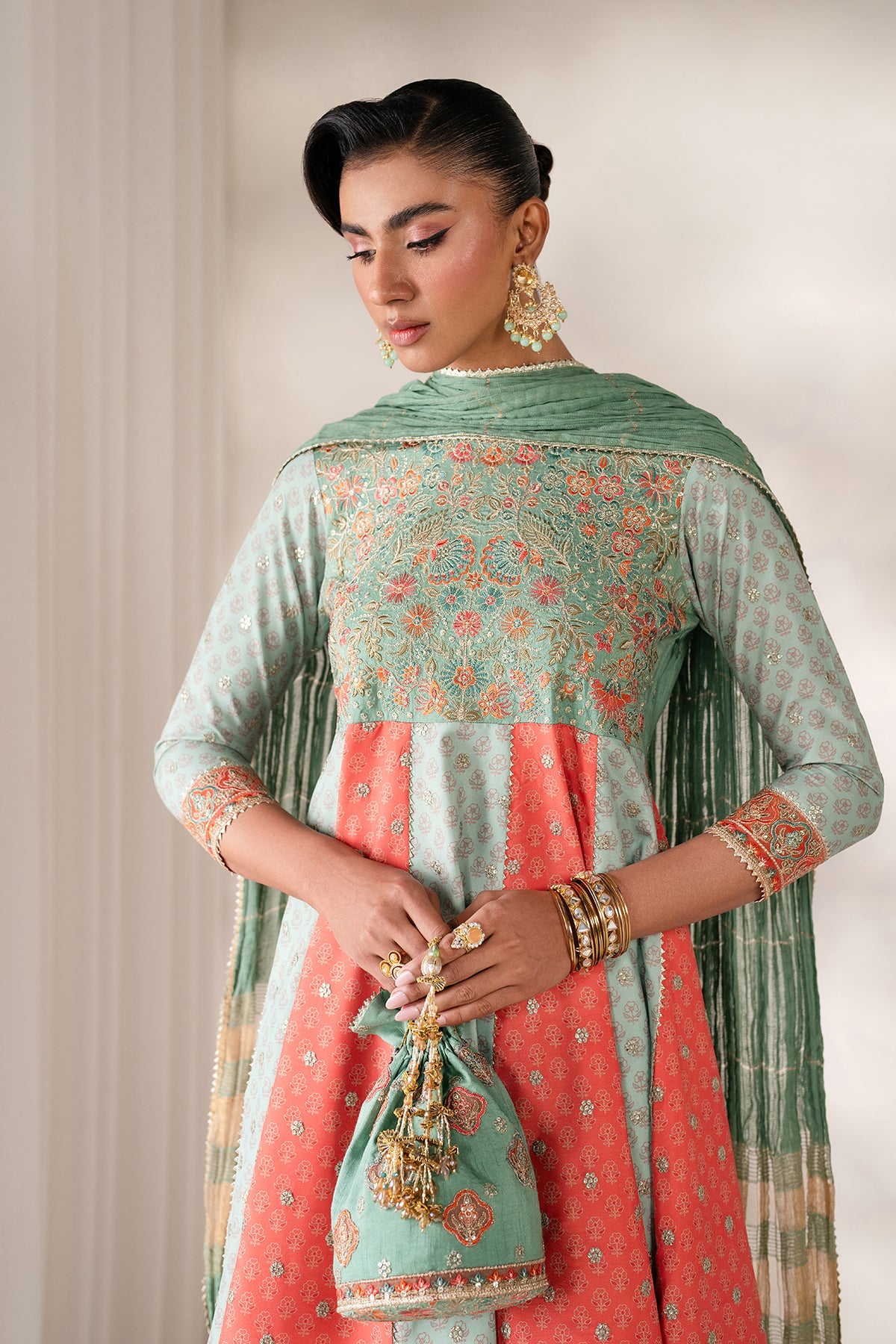 EMBROIDERED SILK UF-4141