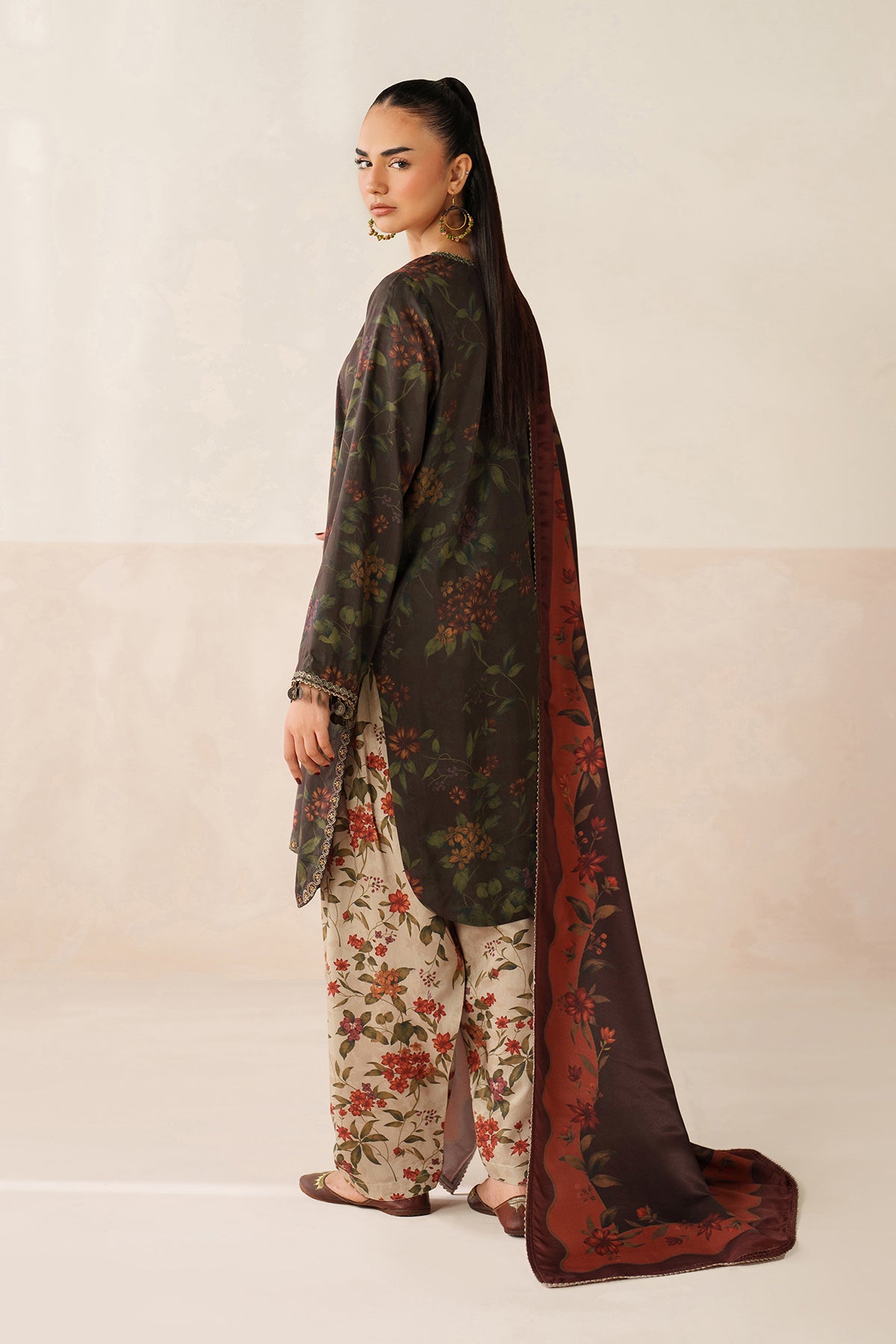 EMBROIDERED VISCOSE SILK SF-4279