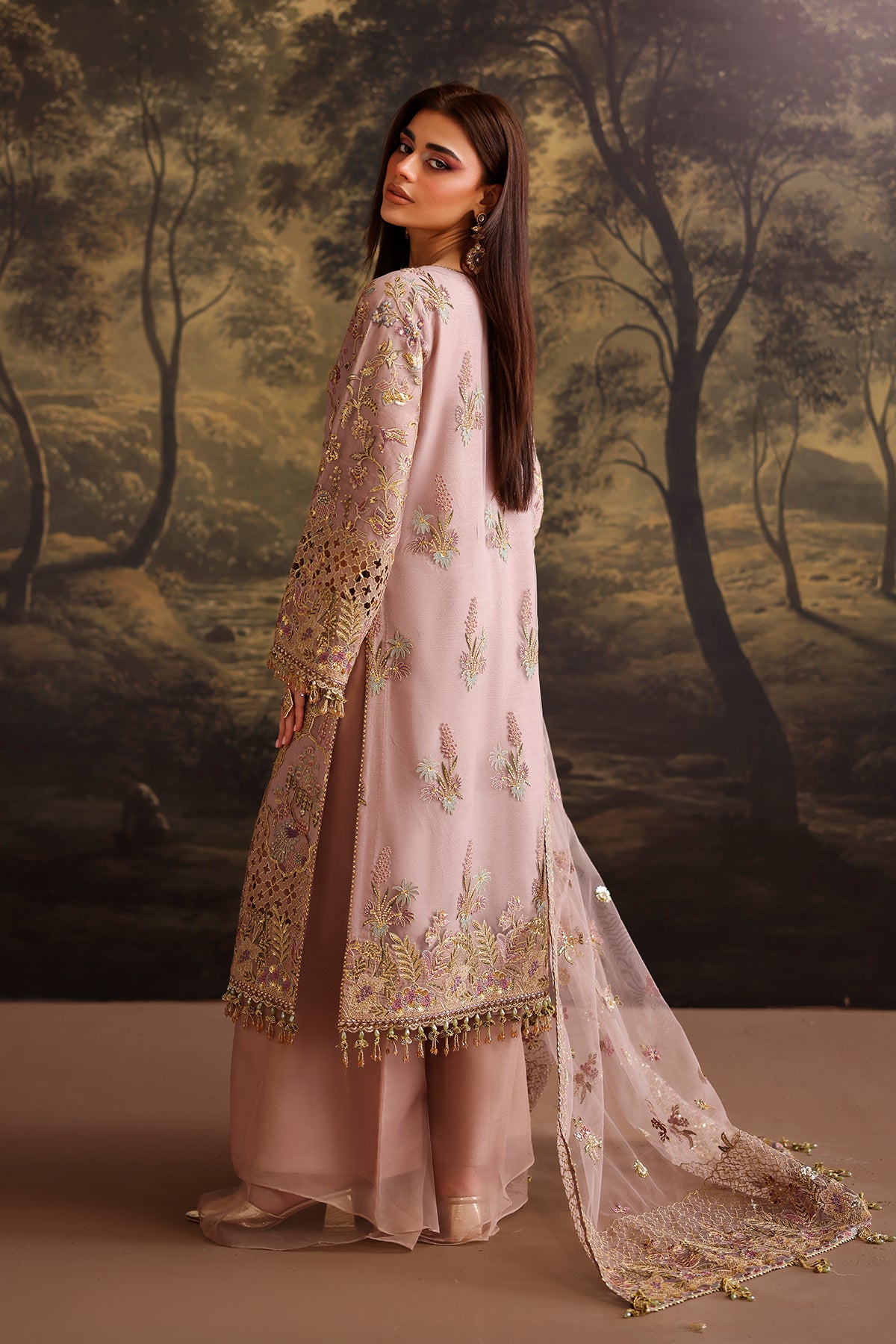 EMBROIDERED NET UF-4378