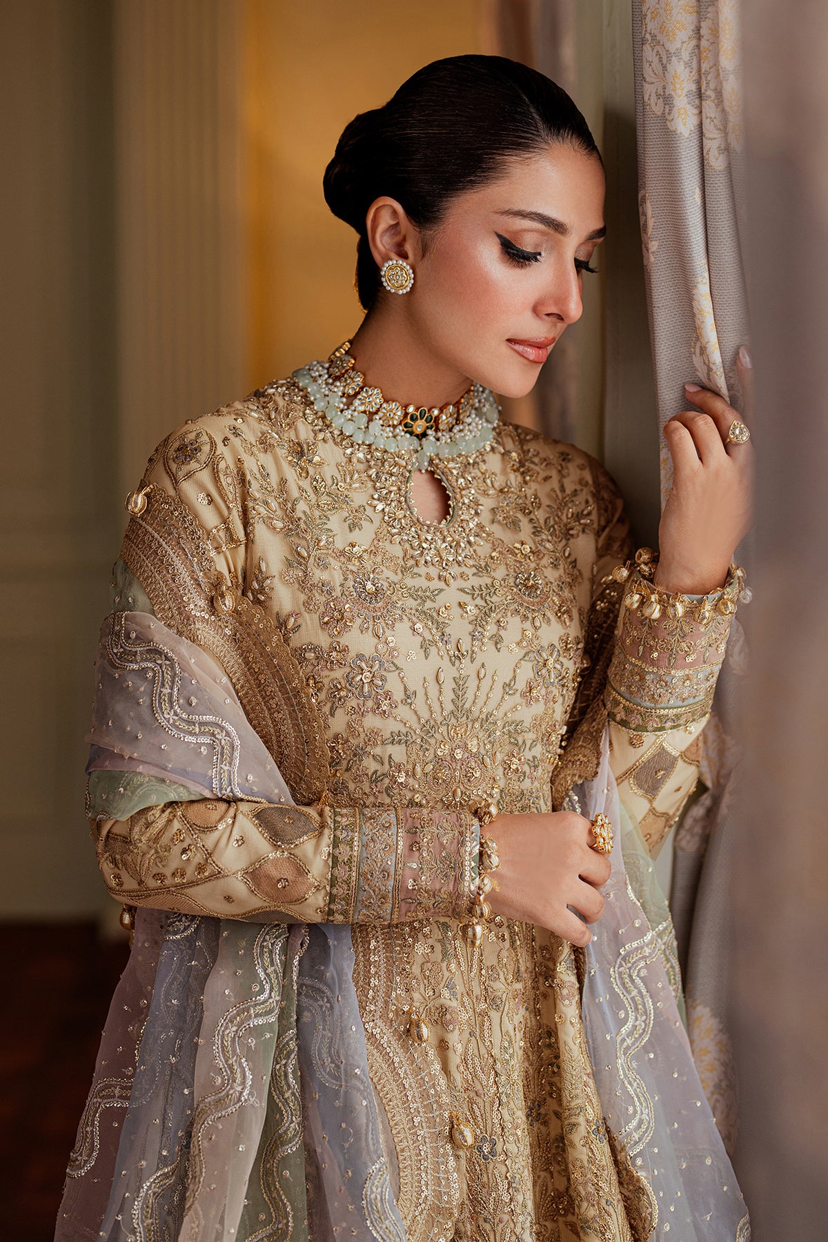 EMBROIDERED NET CH13-06 STITCHED