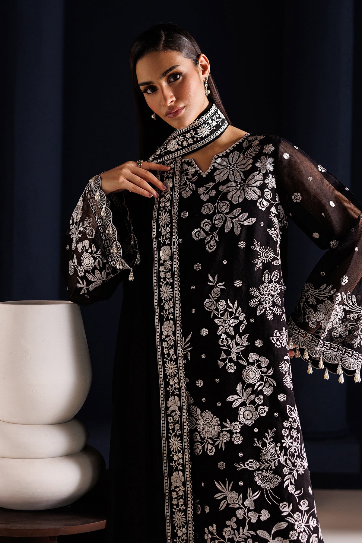 EMBROIDERED COTTON NET UF-4441