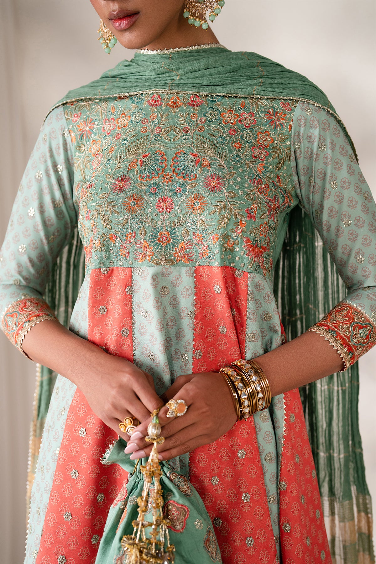 EMBROIDERED SILK UF-4141